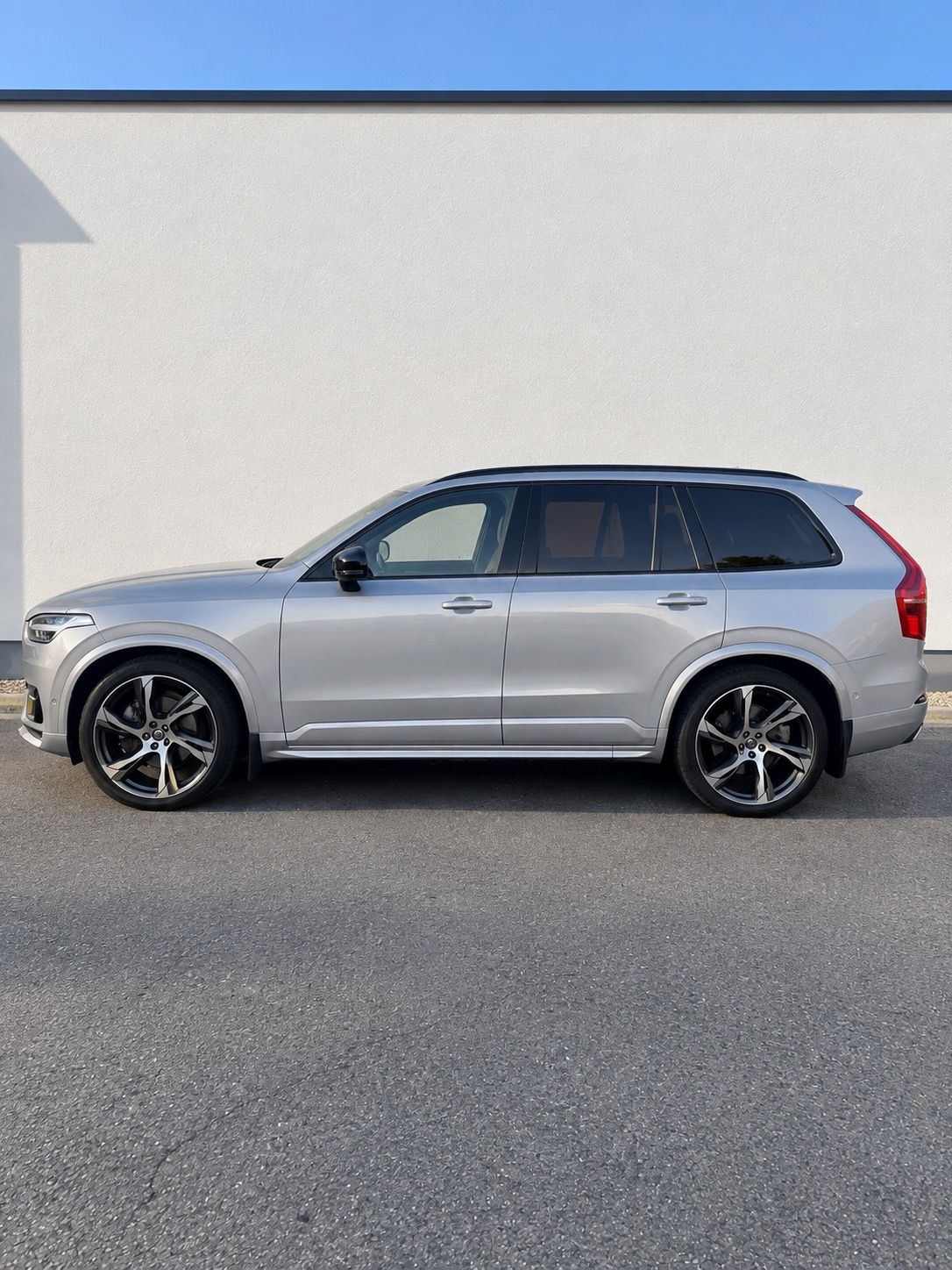 Volvo XC90, B5 AWD Diesel Ultimate Dark - fotka 4