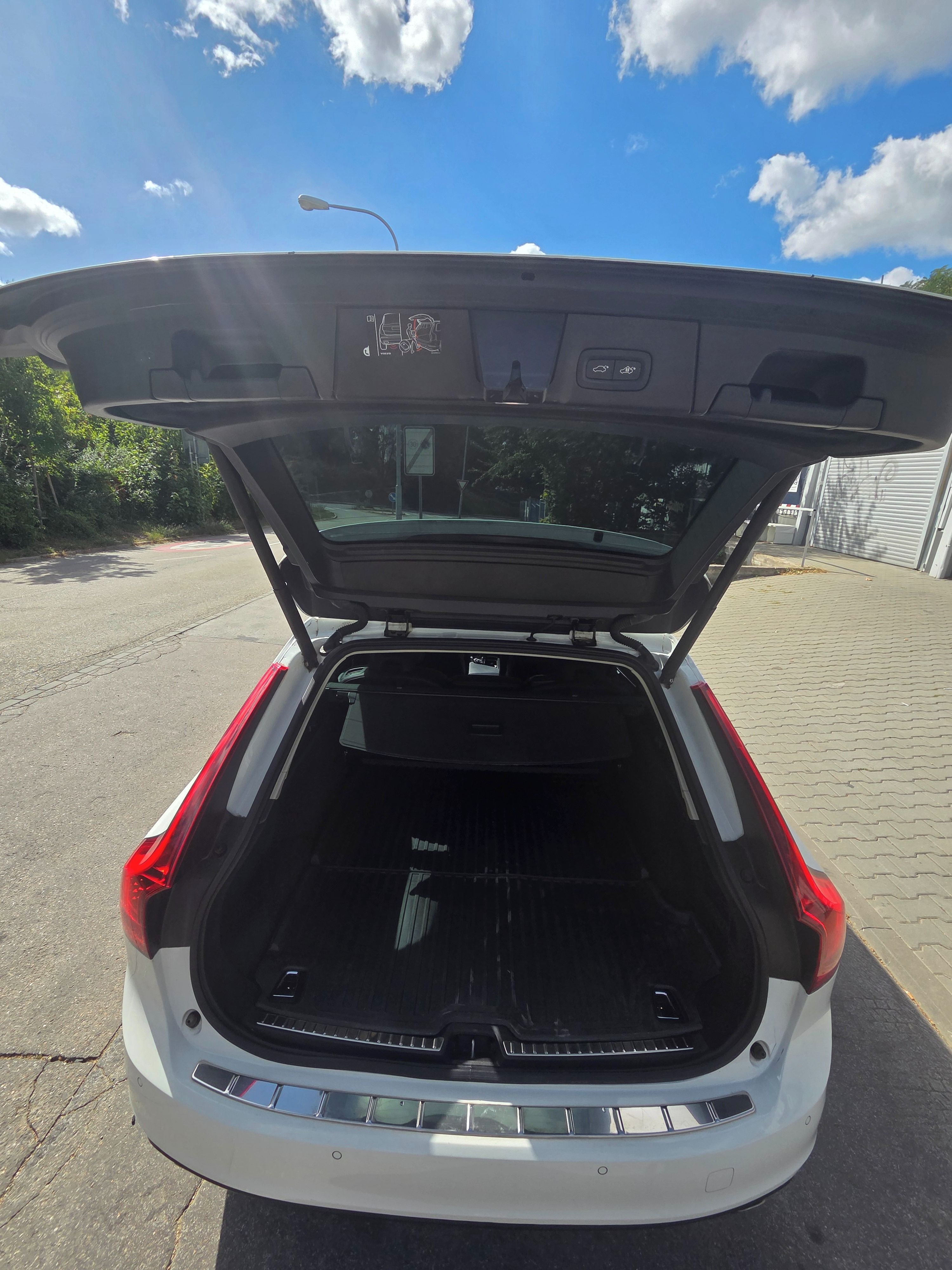 Volvo V90, Servis Volvo, udržované damské - fotka 6