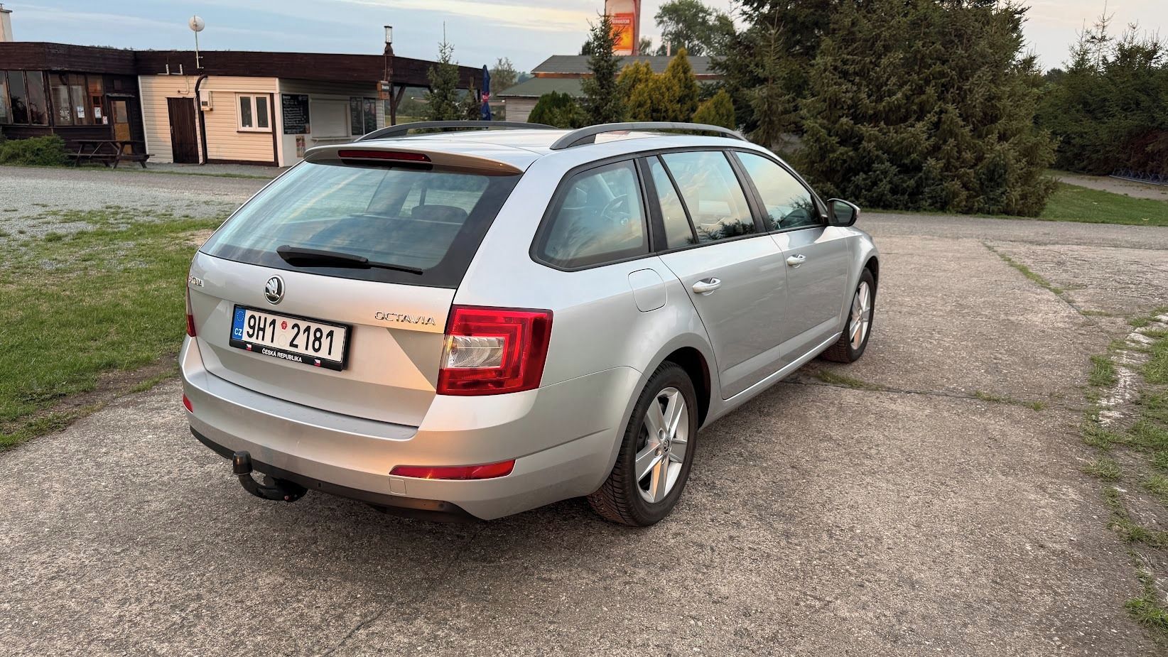 Škoda Octavia - fotka 5