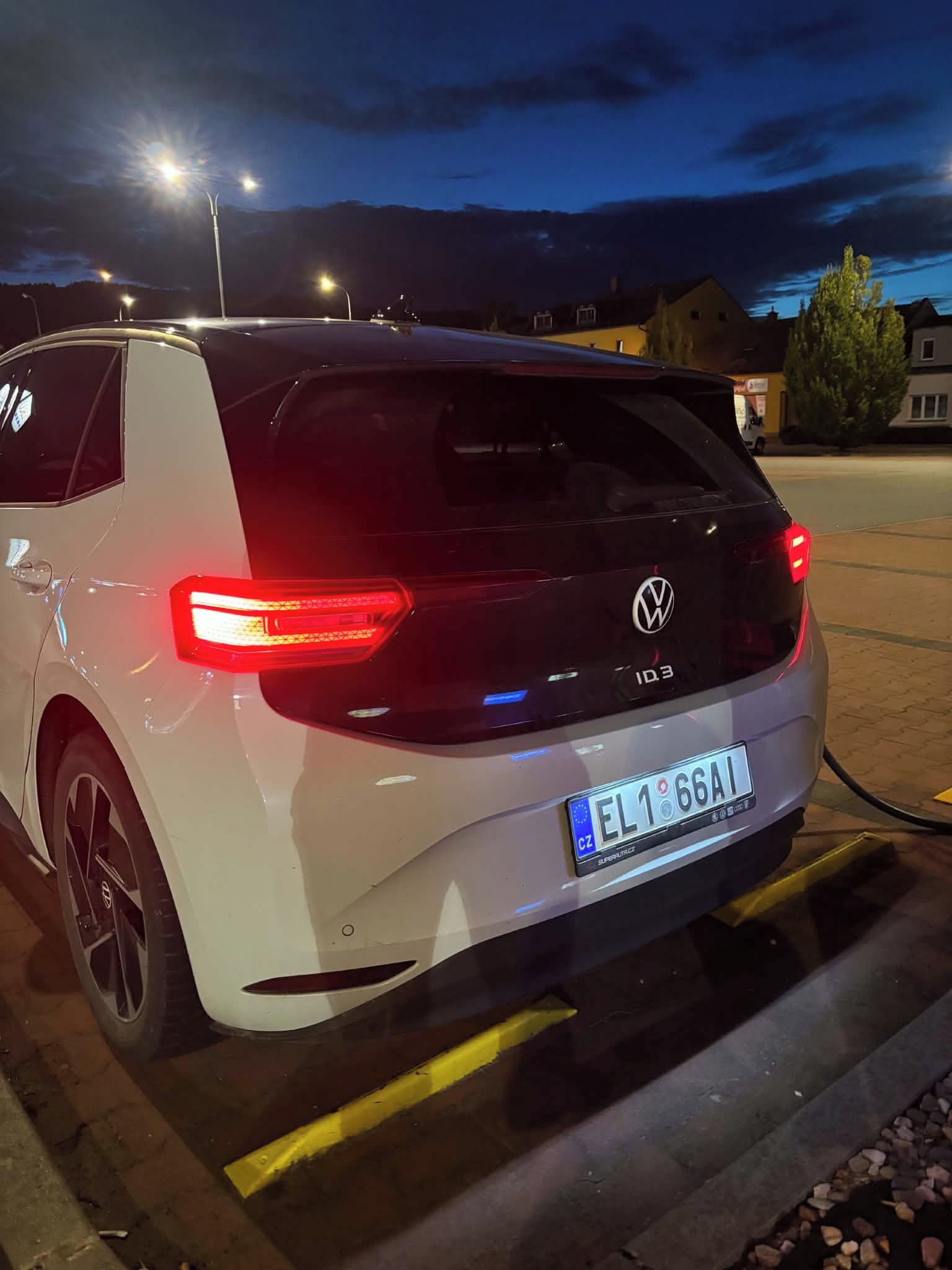 Volkswagen ID.3, ID.3 PRO 150 KW IQ.LIGHT LED - fotka 3