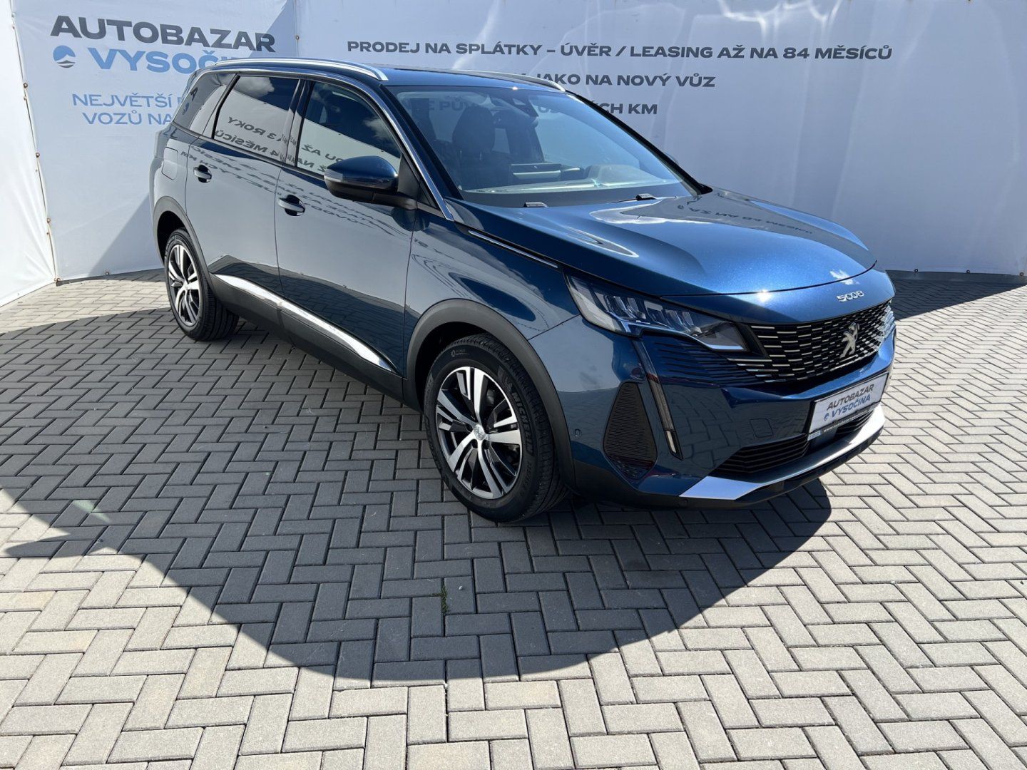 Peugeot 5008, 1.2PT 96kW! Allure! LED!7-míst - fotka 3