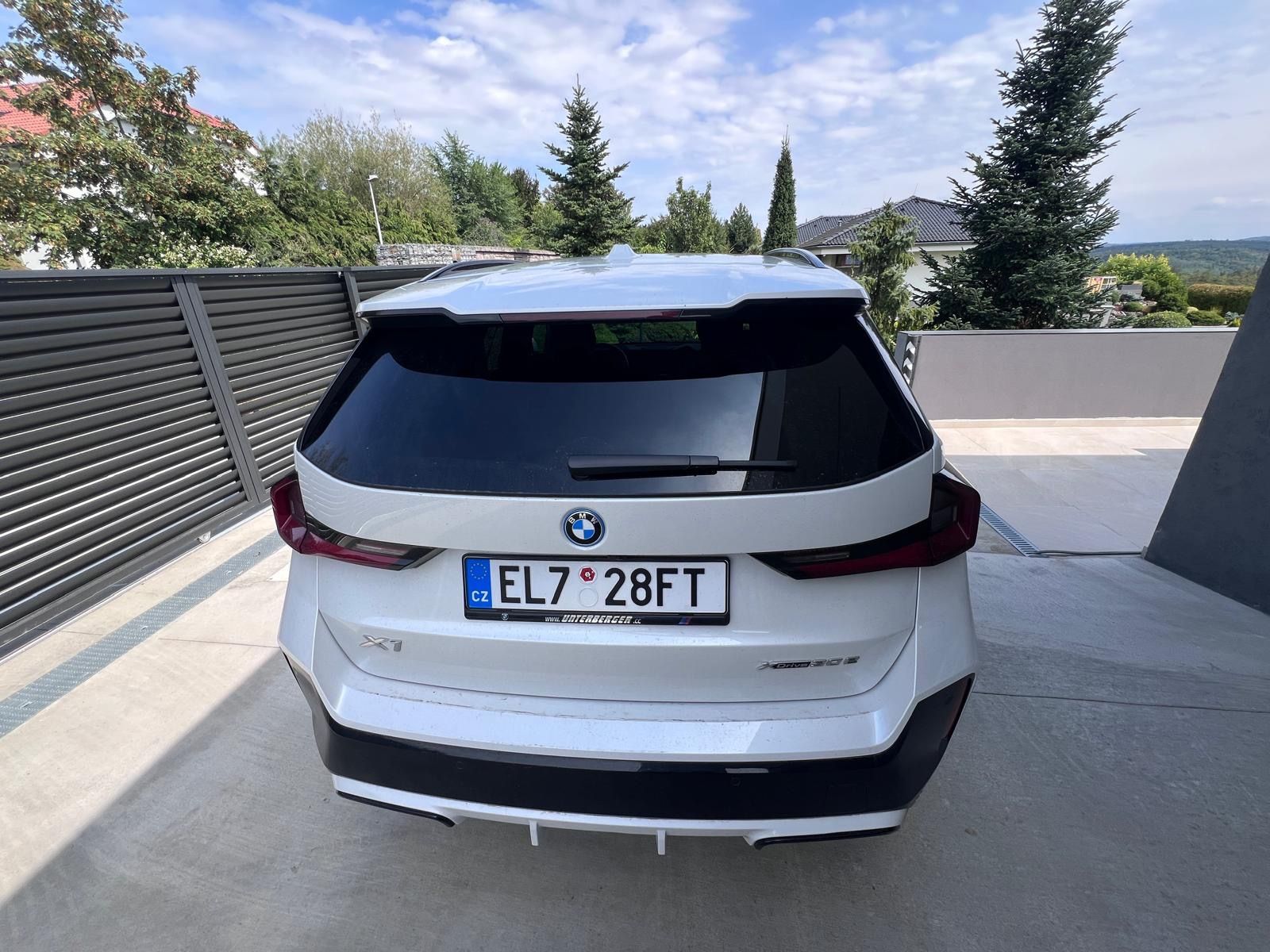 BMW X1, xDrive30e, M Sport, HUD, 326k - fotka 5