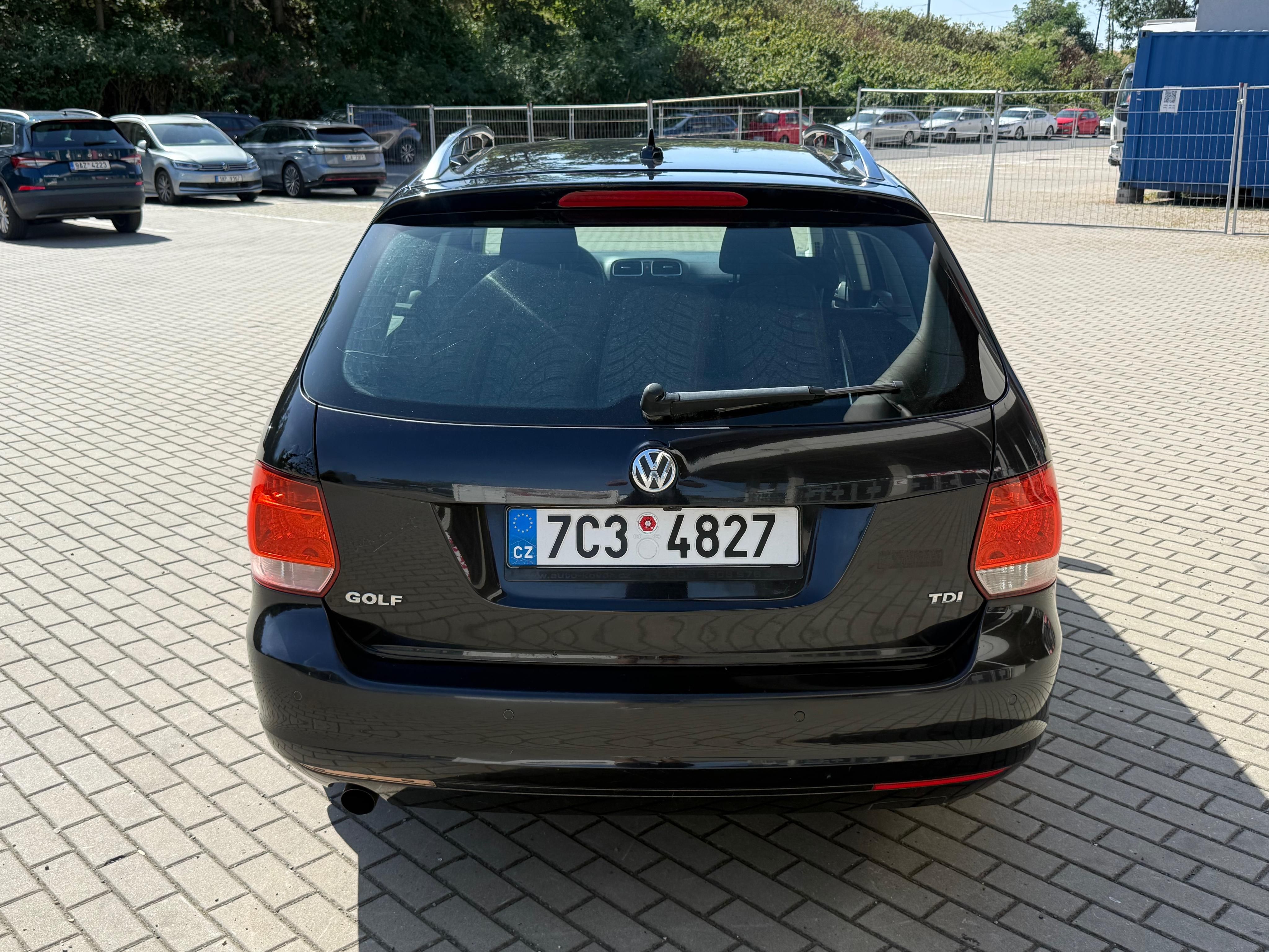 Volkswagen Golf, 1.6TDI, 77kw Nová STK L+Z kola - fotka 4