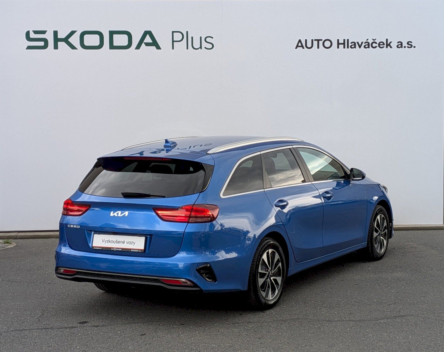 Kia Cee´d, SW 1.5T-GDi 103kW TOP 7DCT - fotka 2