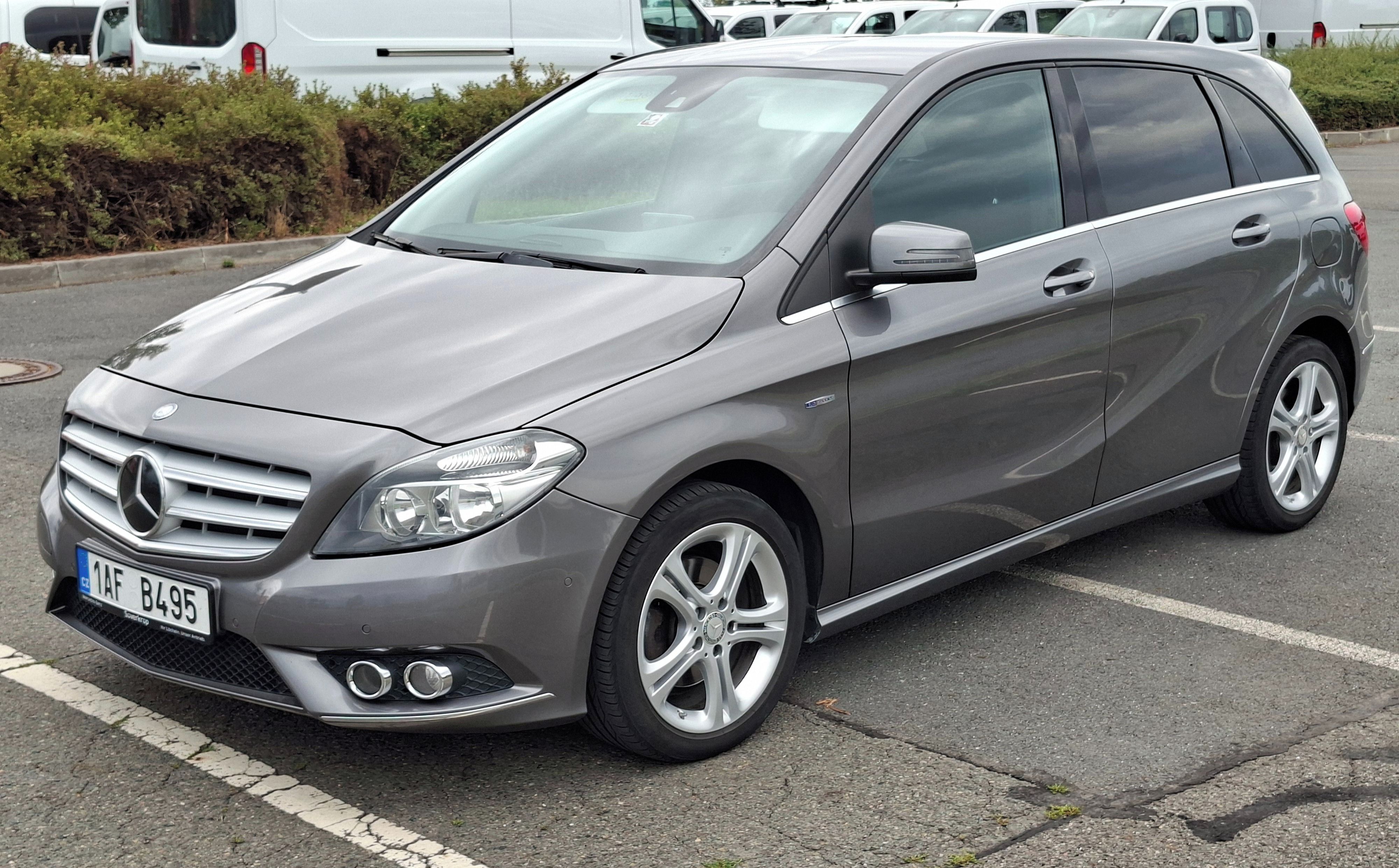 Mercedes-Benz Třídy B, Mercedes B, 220CDI