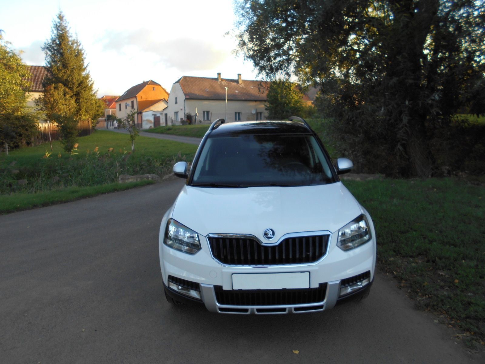 Škoda Yeti, 1,2 TSI 81 kw Oudor limited - fotka 6