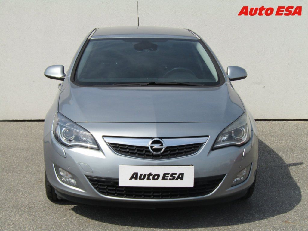 Opel Astra, 1.7 CDTI,1.maj - fotka 2
