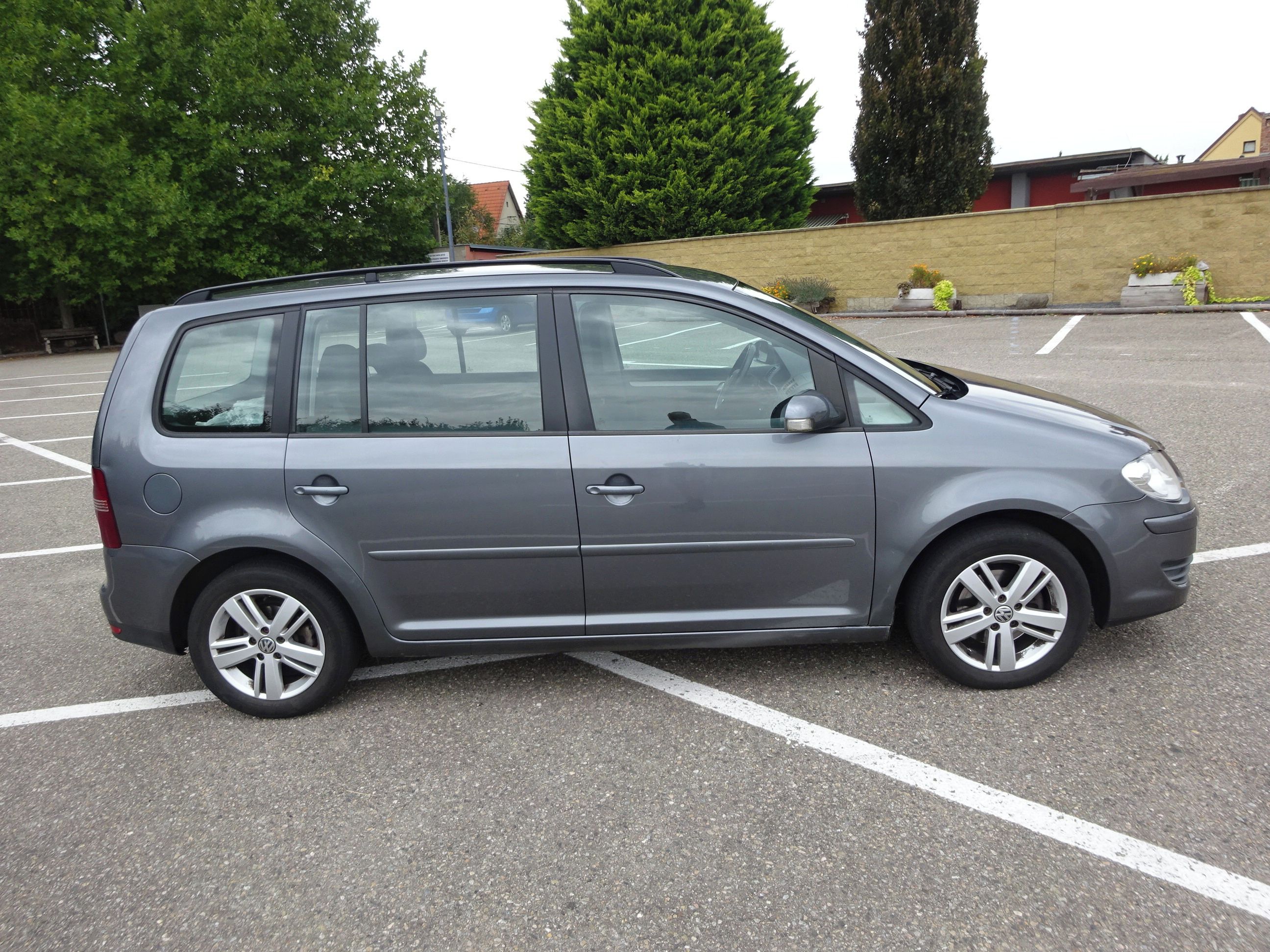 Volkswagen Touran, 1.9 TDI (77 KW) KLIMA - fotka 3