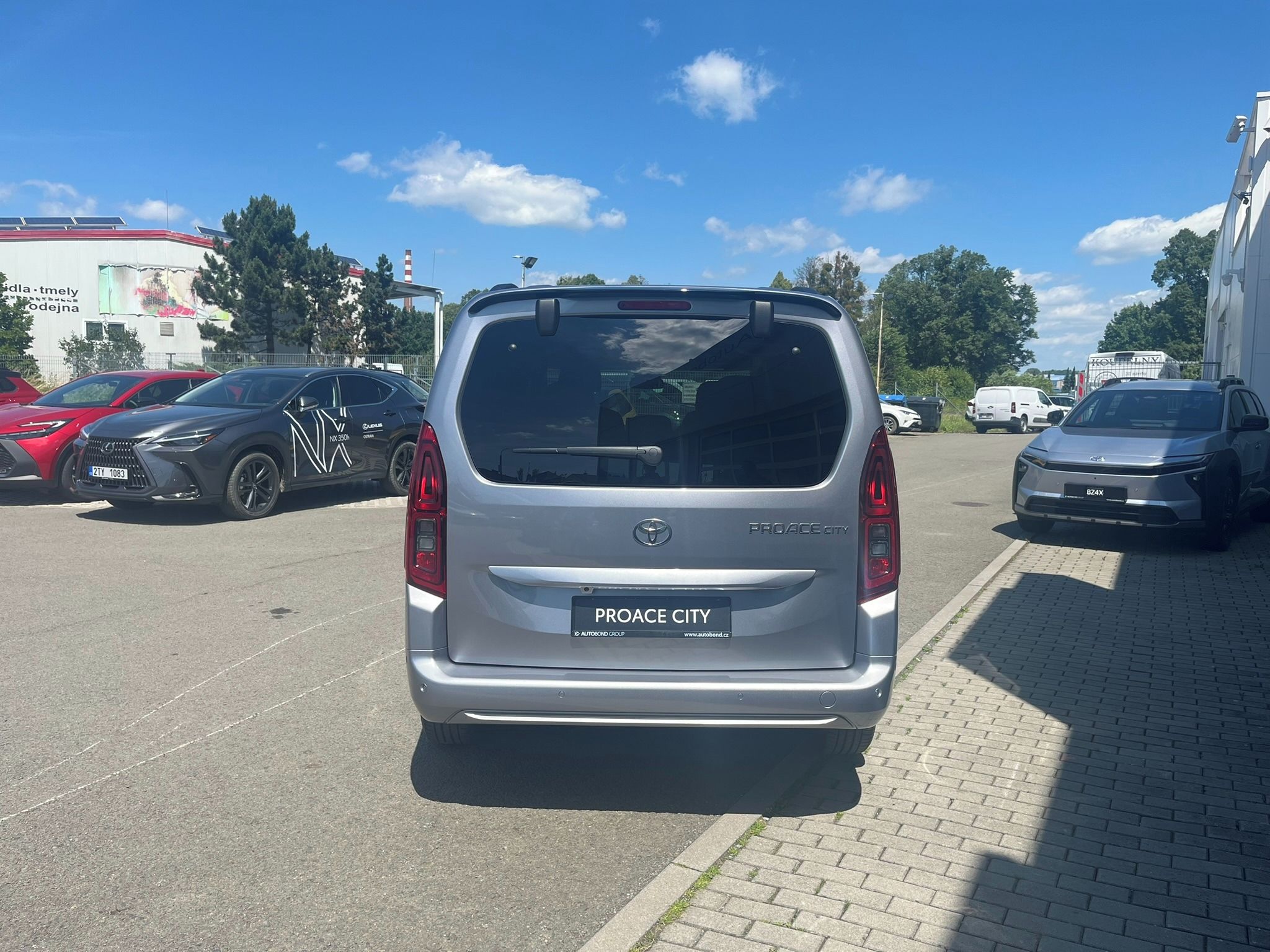 Toyota Proace City Verso, 1.5L VIP 7s TAŽNÉ - fotka 6