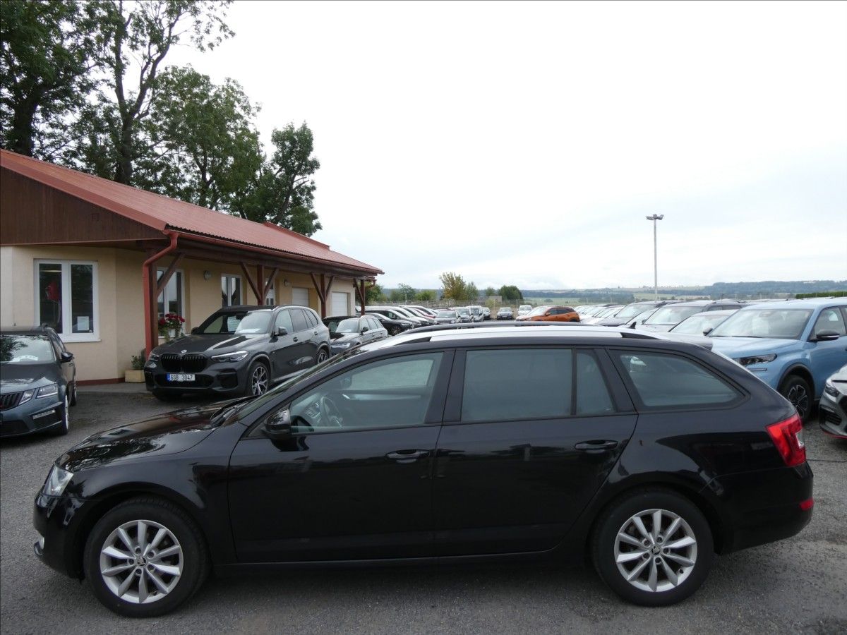 Škoda Octavia, 1,6 TDi 77kW DSG - fotka 5