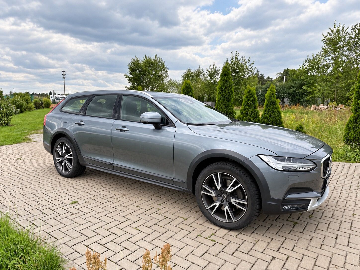 Volvo V90, CC, 4x4, servis Volvo, DPH! - fotka 4