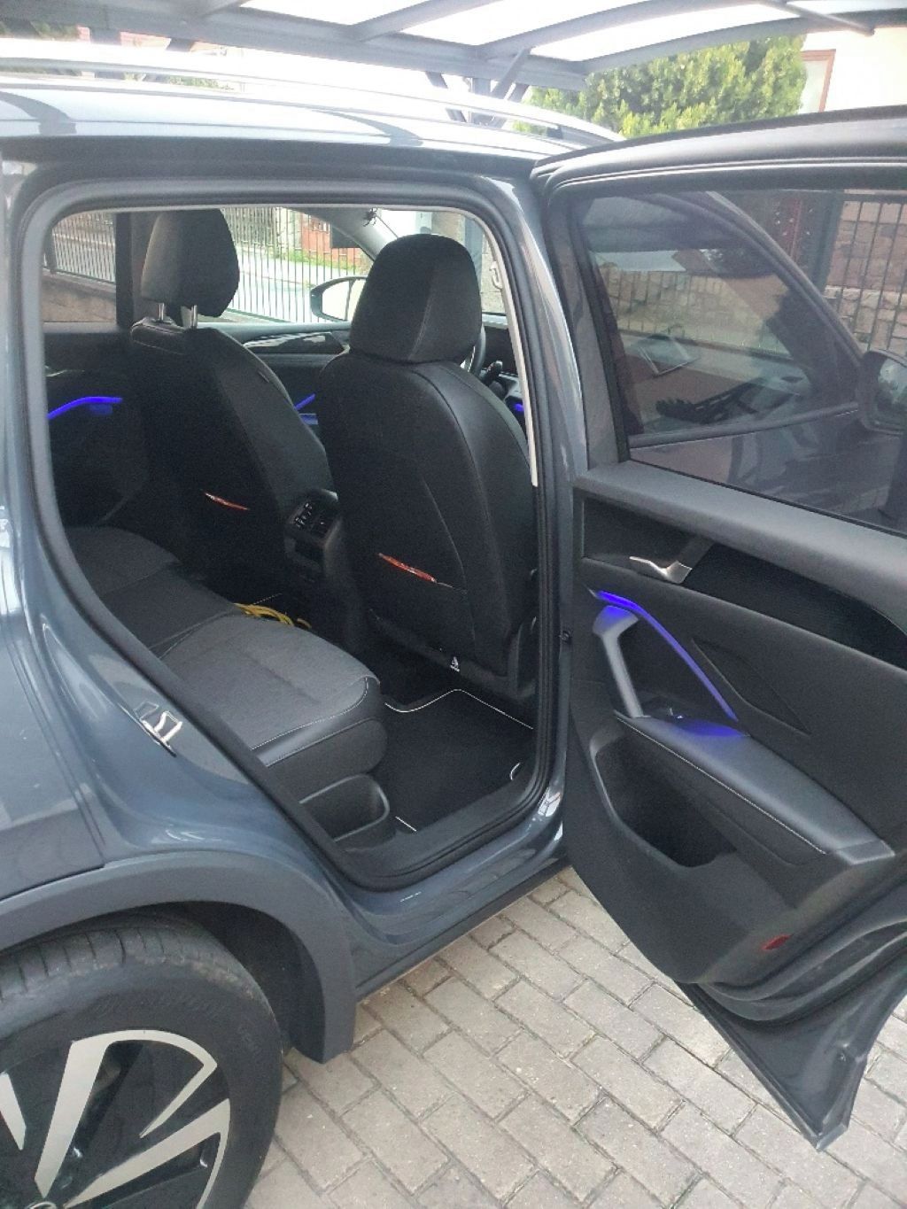 Volkswagen Tiguan, People 1,5 TSI 150kW eHybrid - fotka 5