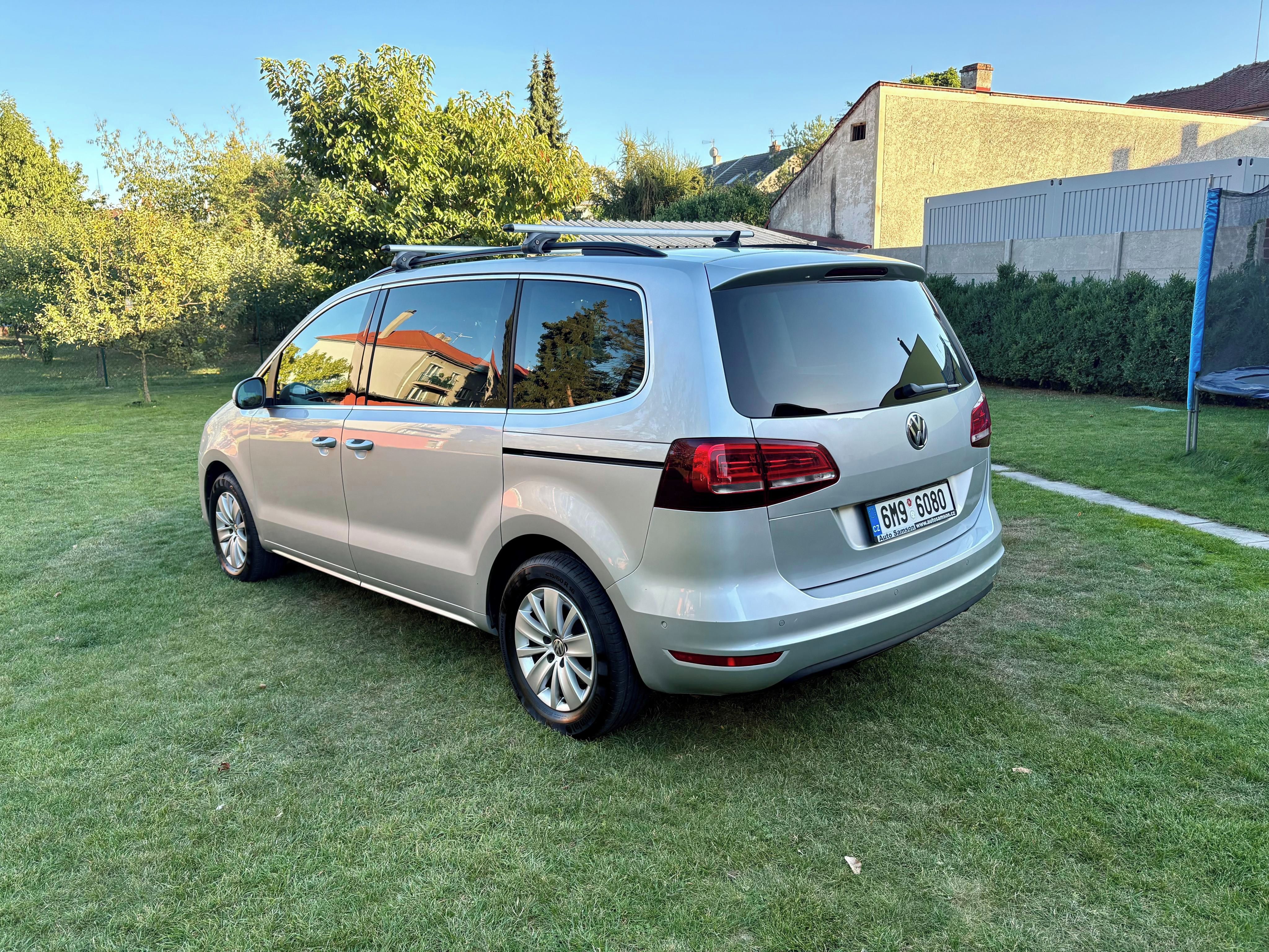 Volkswagen Sharan, 2.0TDi DSG 4x4 7míst Webasto - fotka 3