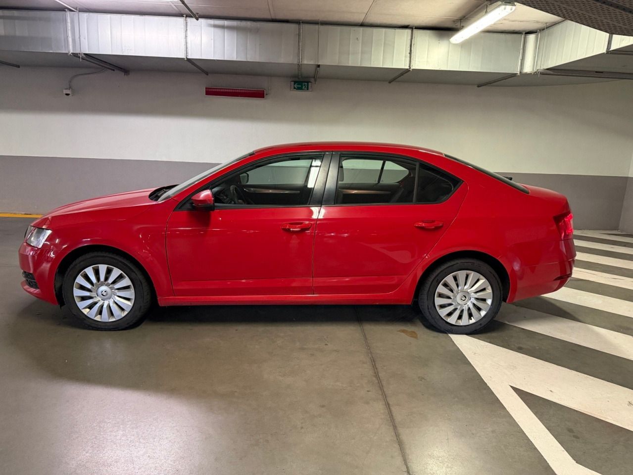 Škoda Octavia, 1.6TDi Liftback Facelift,ČR - fotka 4