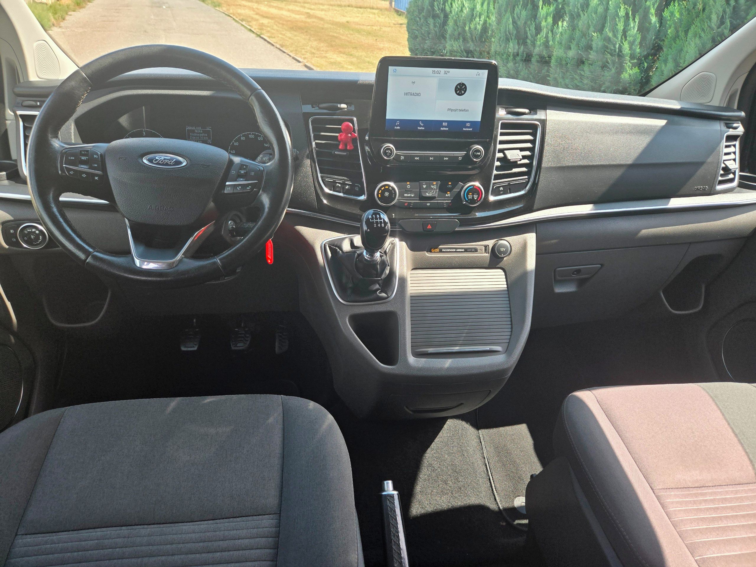 Ford Tourneo Custom, Tourneo Custom Titanium L2 - fotka 2