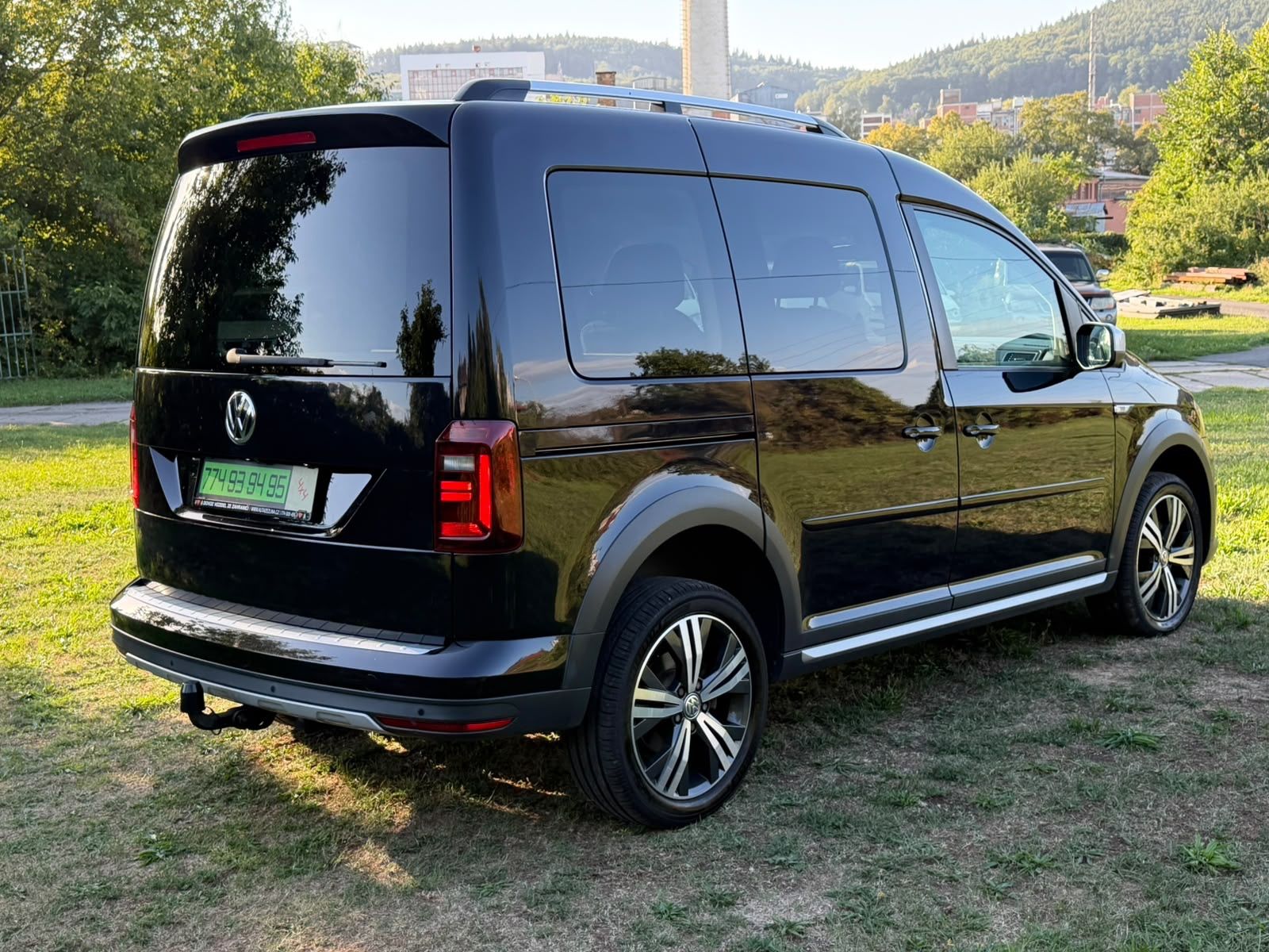 Volkswagen Caddy, ALLTRACK 2,0 TDI 4x4- TOP STAV - fotka 5