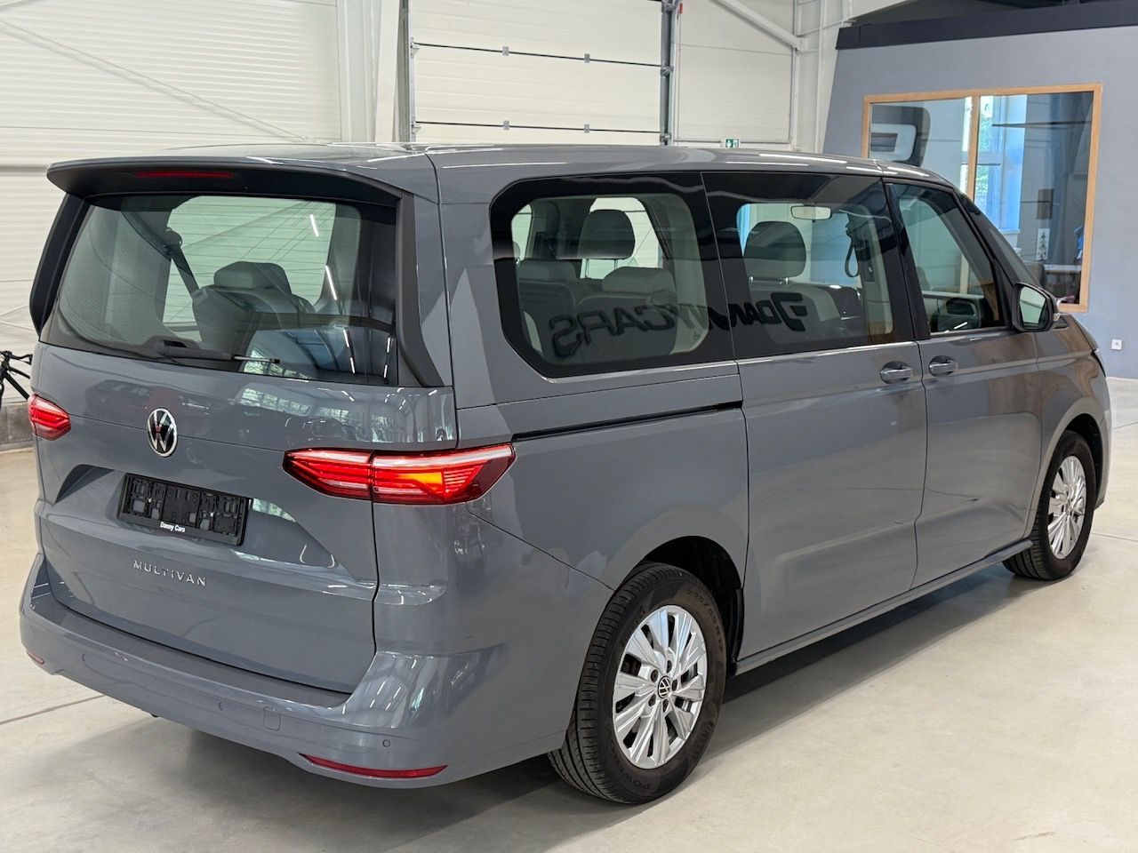Volkswagen Multivan, T7 2.0TSI DSG, LIFE, WEBASTO - fotka 4