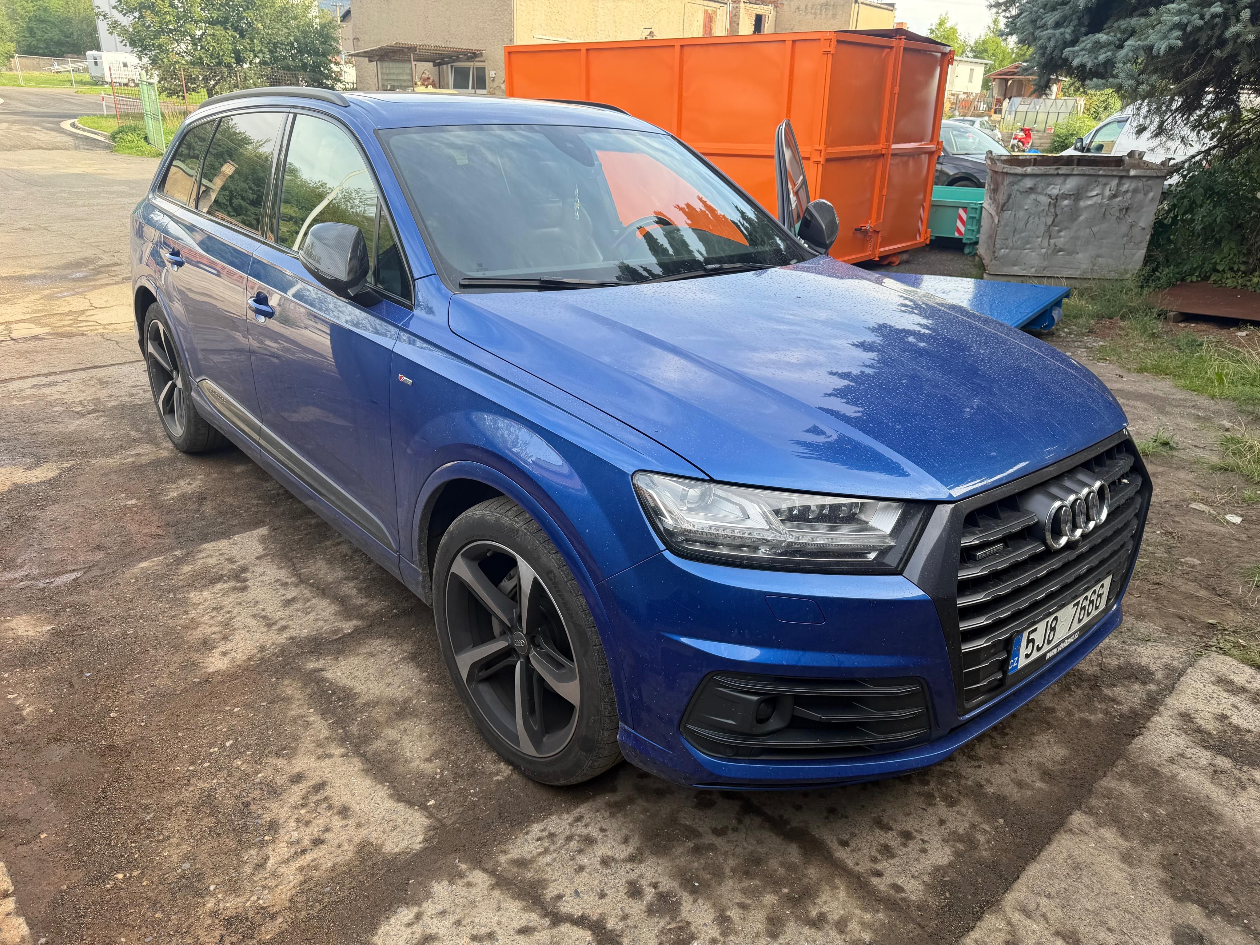 Audi Q7 - fotka 4