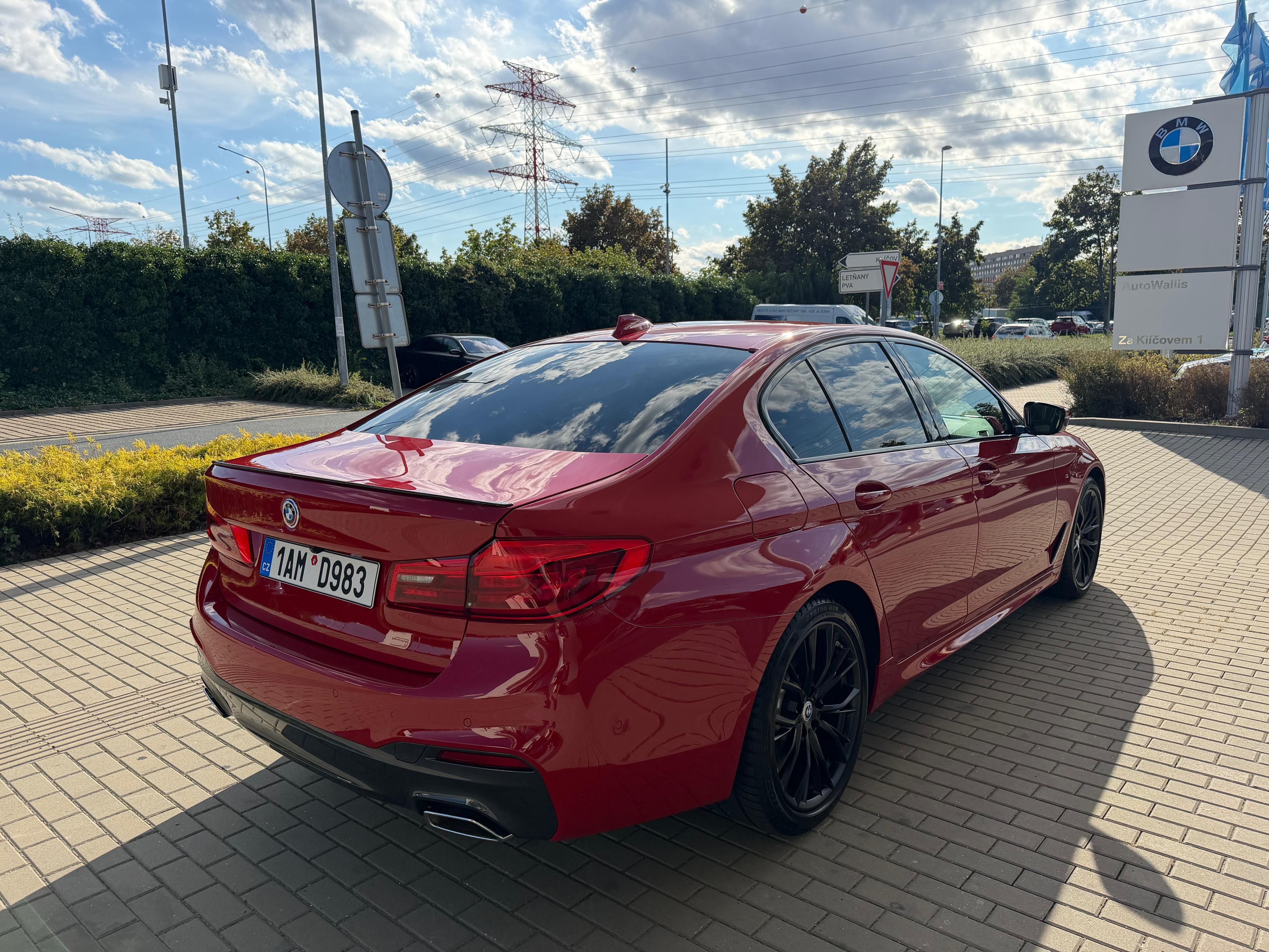 BMW Řada 5, 540i mpaket h&k, ČR individual - fotka 3