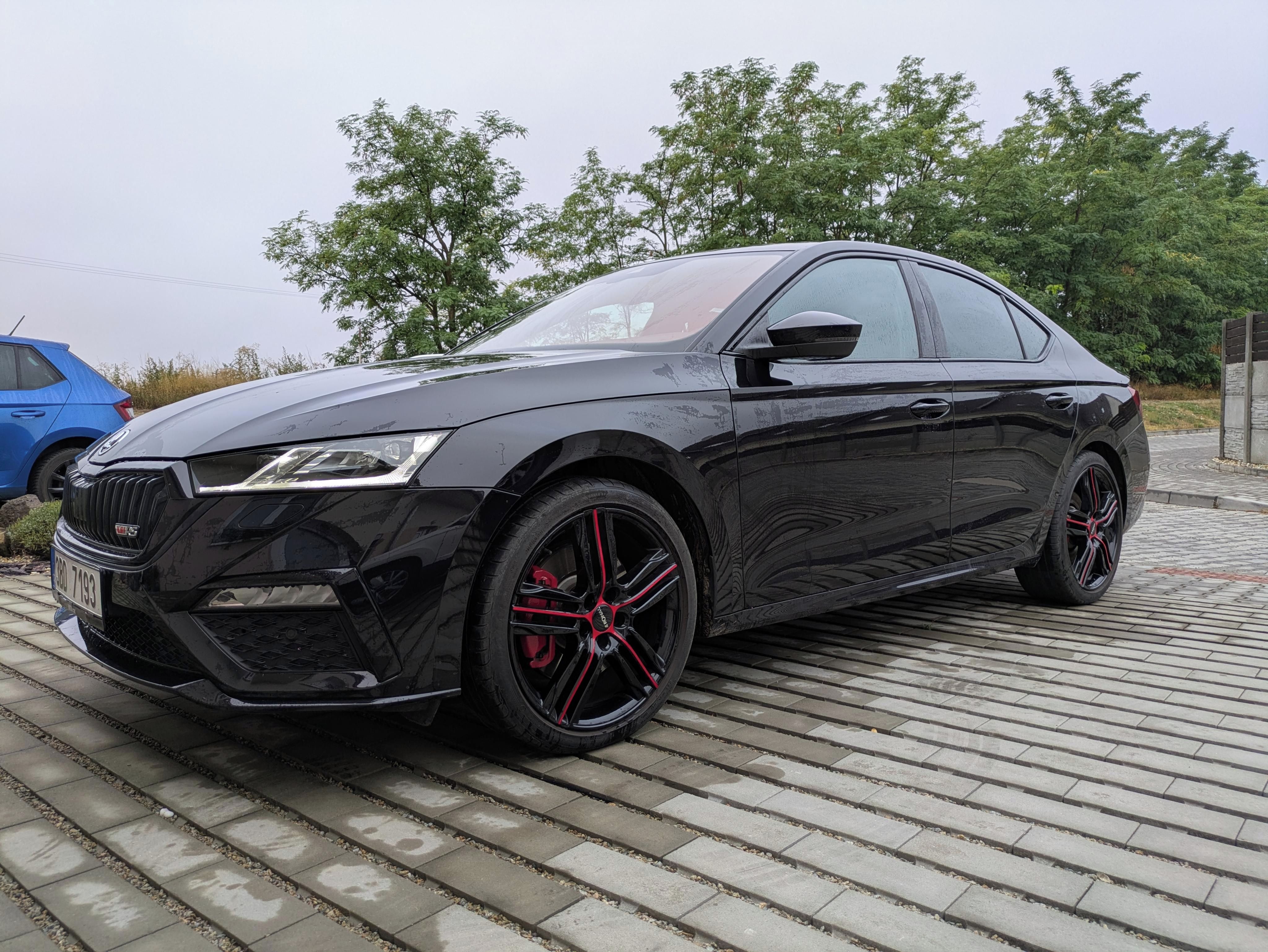 Škoda Octavia, RS, 1.majitel,v záruce, manuál - fotka 5