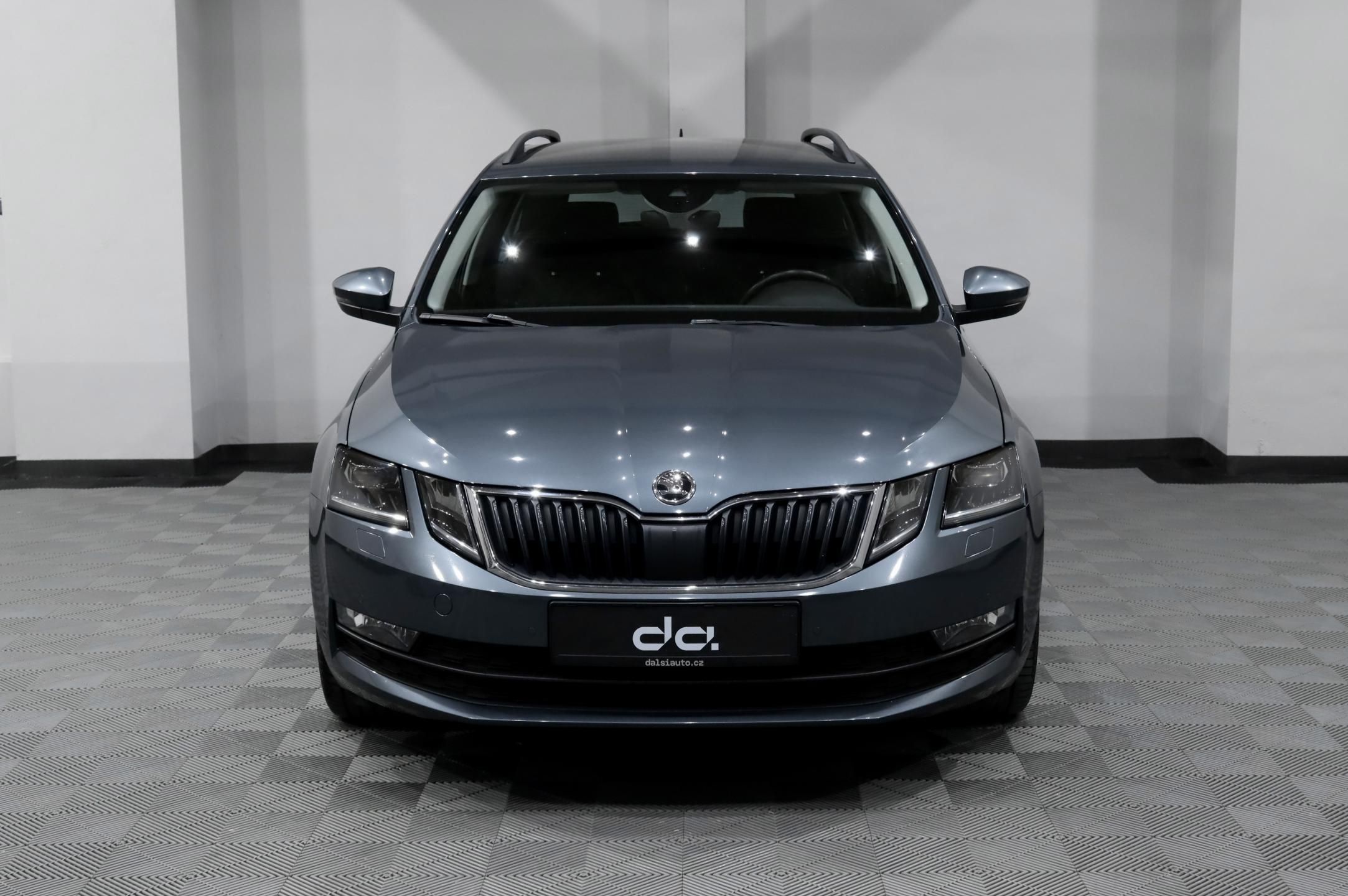 Škoda Octavia, 3 FL 2.0 TSI 140 kW DSG 4x4 - fotka 3