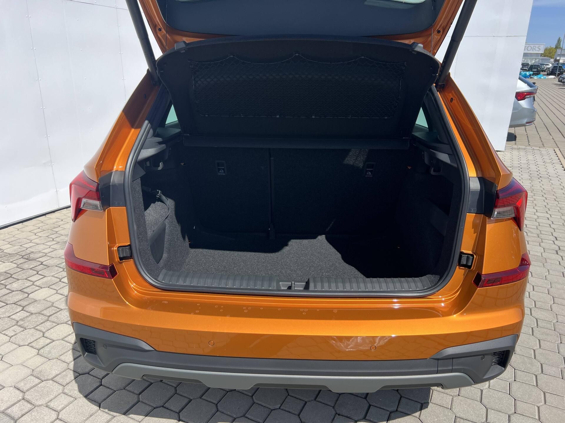 Škoda Kamiq, Dynamic 6MP 1,0TSI - fotka 6