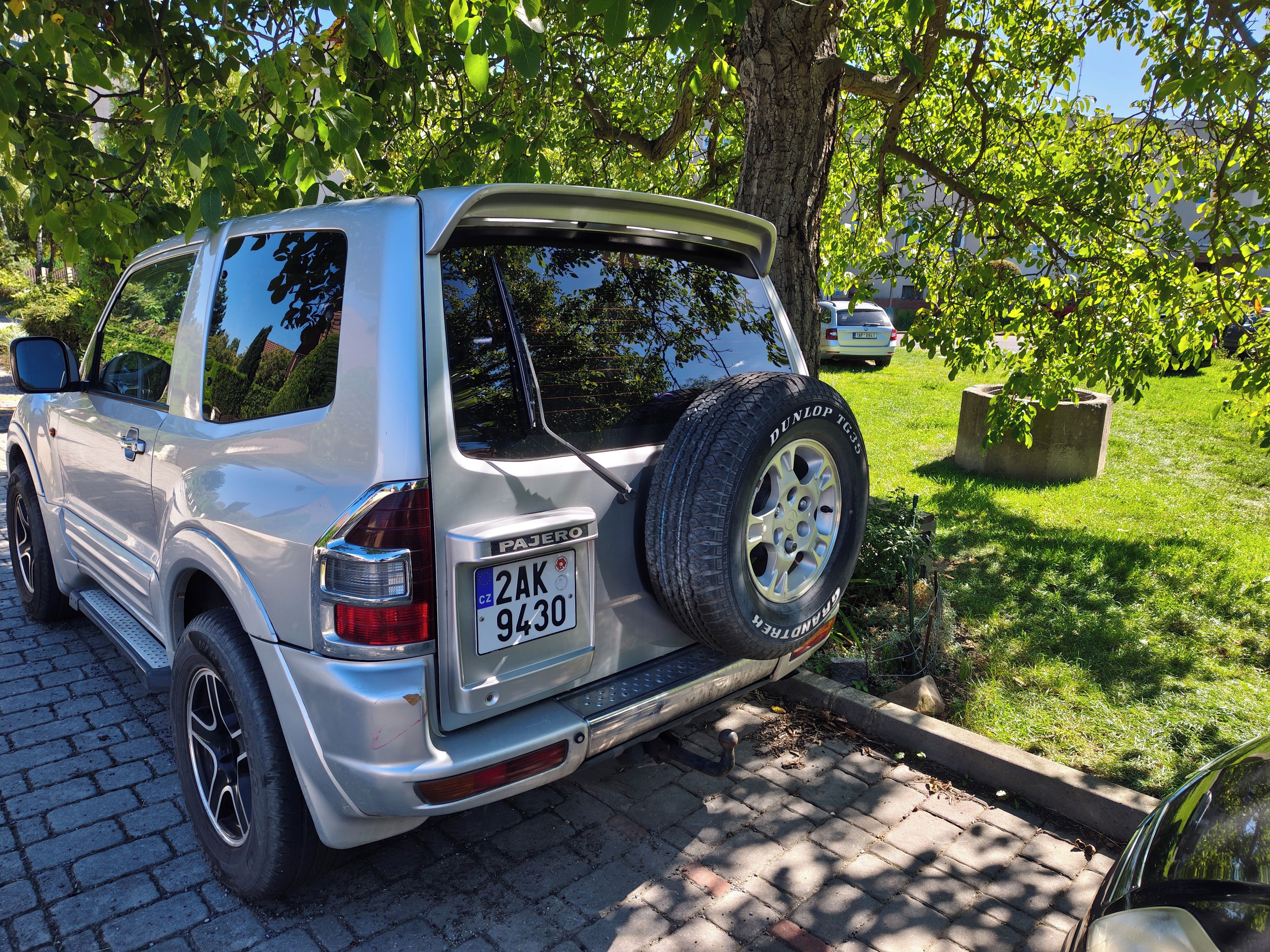 Mitsubishi Pajero, Mitsubishi Pajero V60 - fotka 3