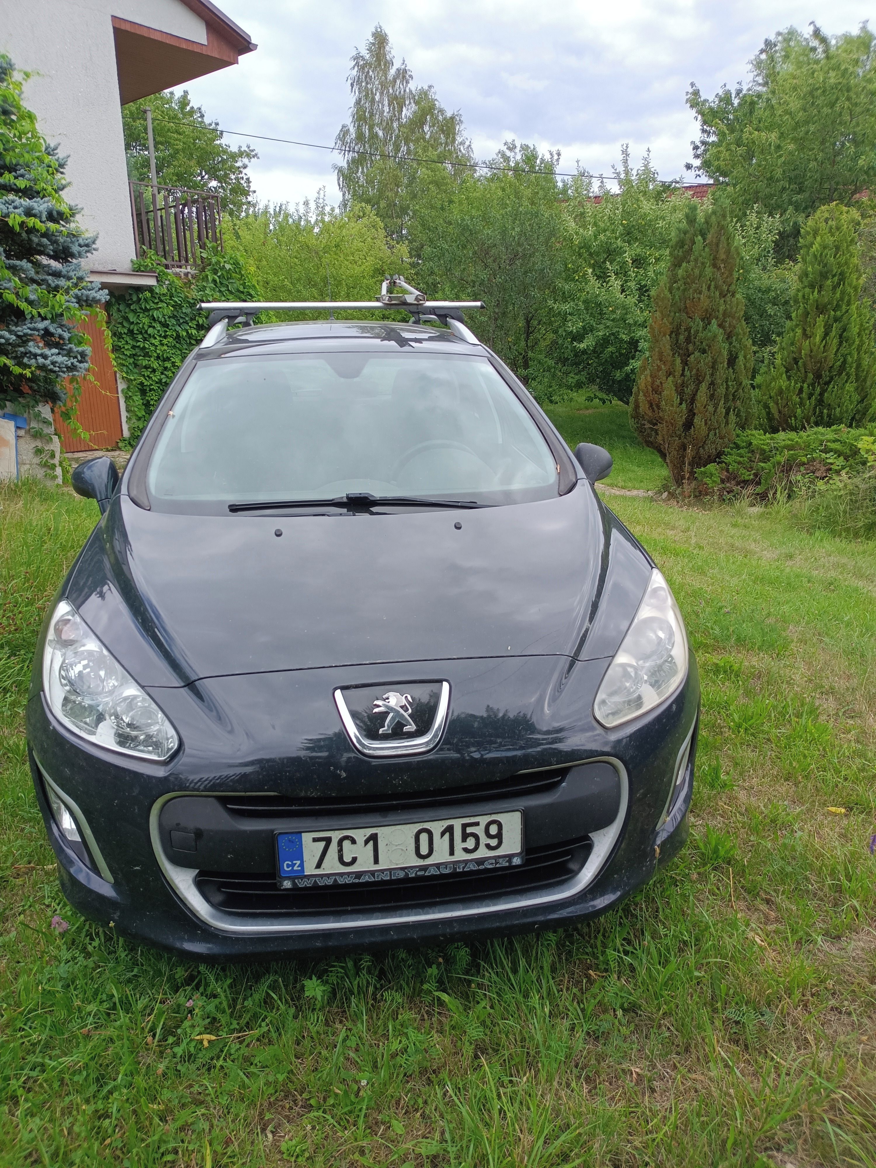 Peugeot 308, 1,6 diesel kombi - fotka 3