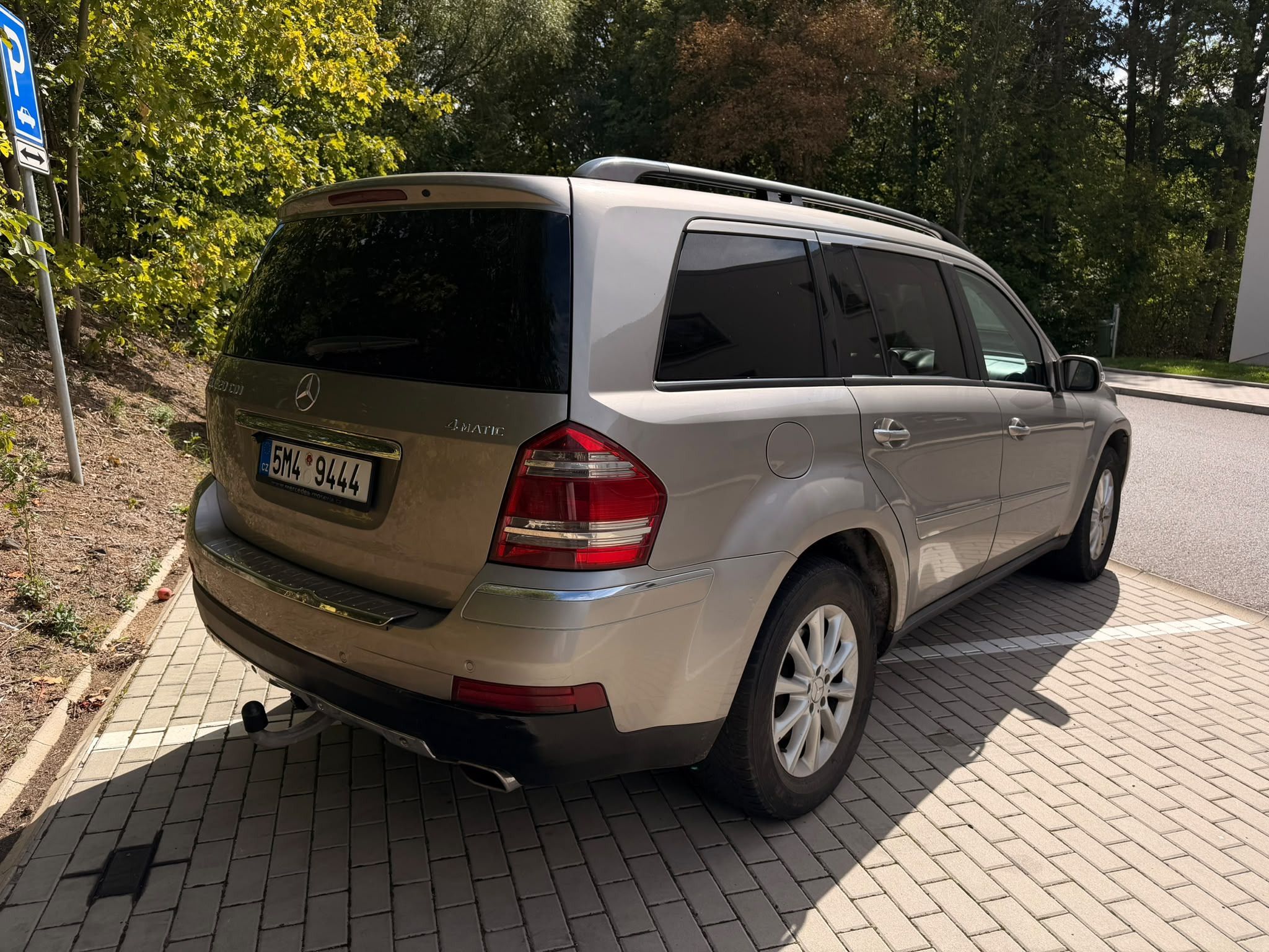 Mercedes-Benz GL, 165 kW | 3.0 V6 Diesel - fotka 3