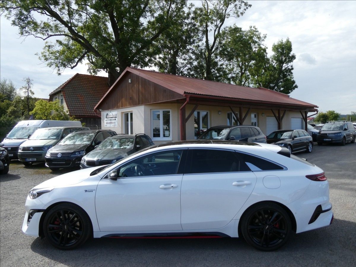 Kia ProCeed, 1,6 T-GDI 150kW GT ZÁRUKA - fotka 6