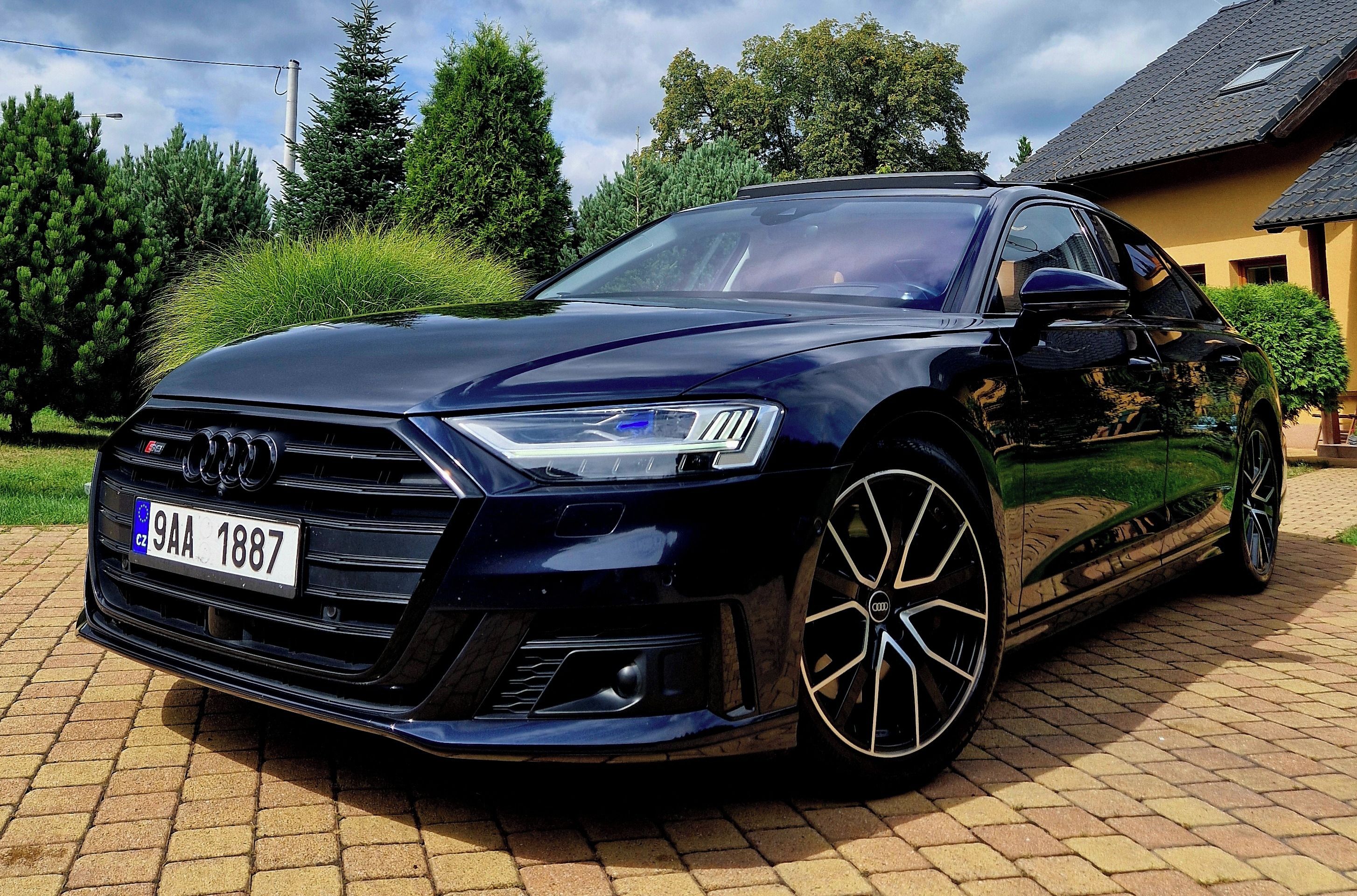 Audi S8, 4.0 TFSi 420kw Quattro ZÁRUKA - fotka 2