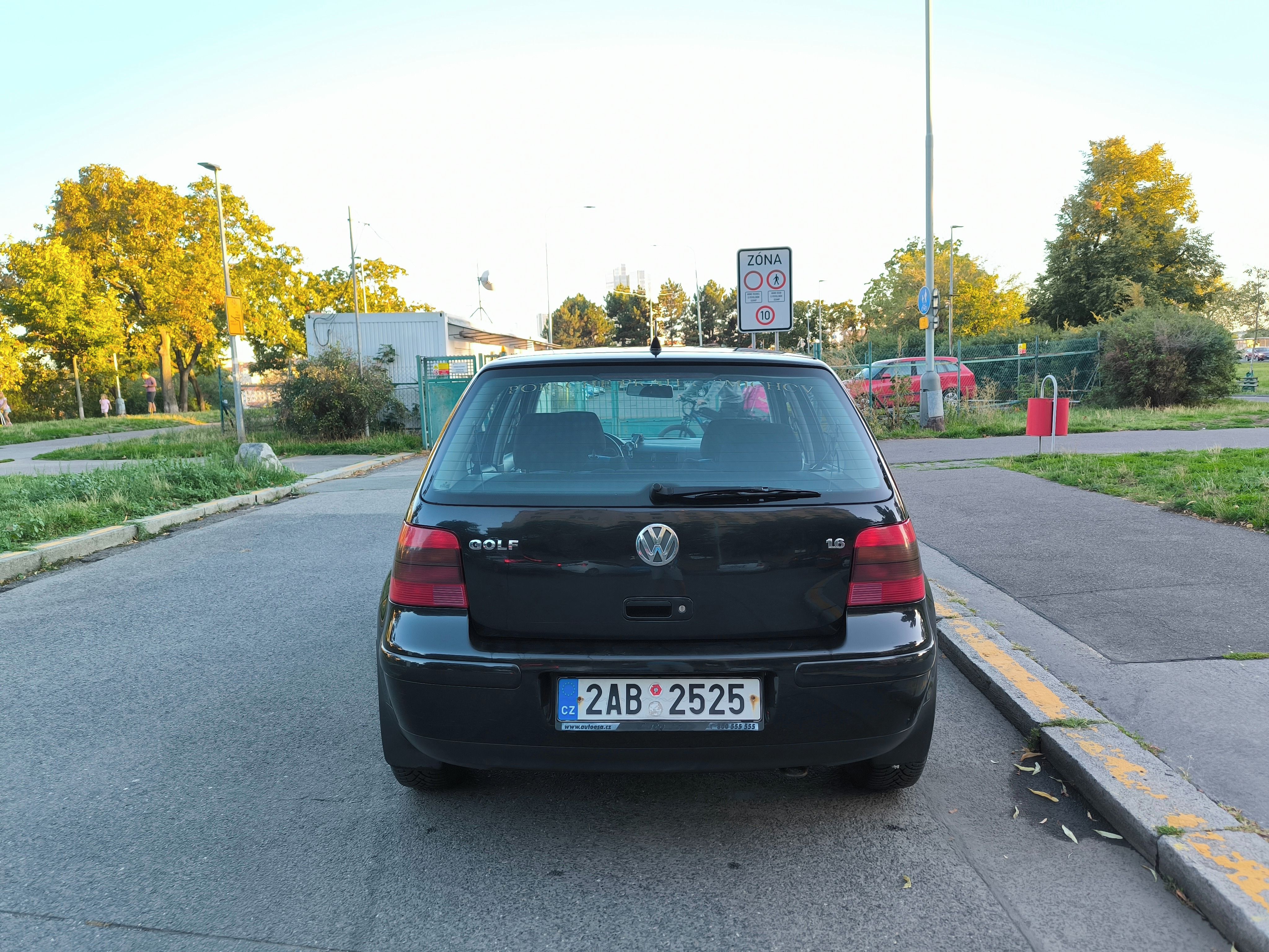 Volkswagen Golf, Volkswagen Golf IV 1.6 16V - fotka 5