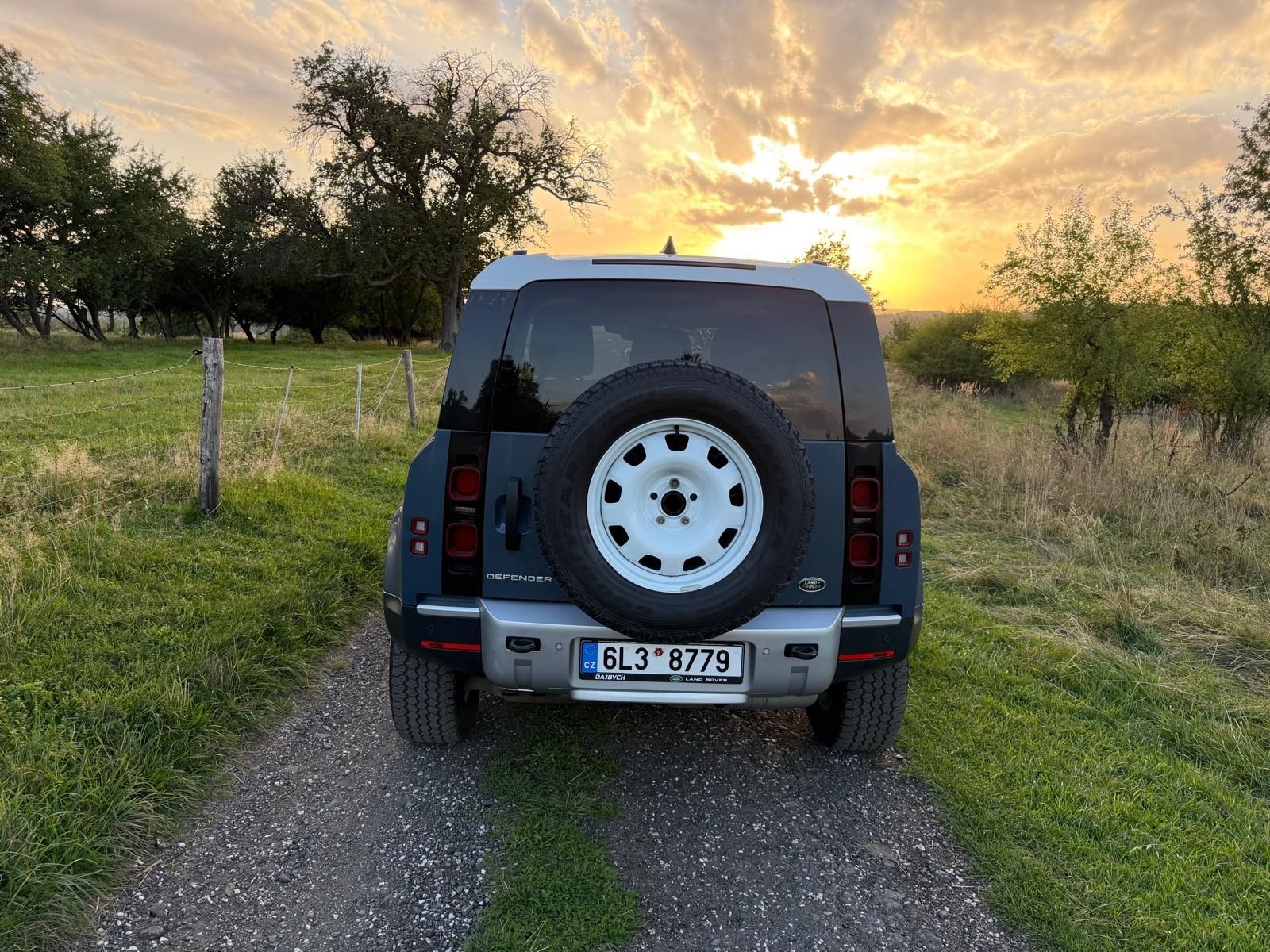 Land Rover Defender, Land Rover Defender 90 - fotka 5