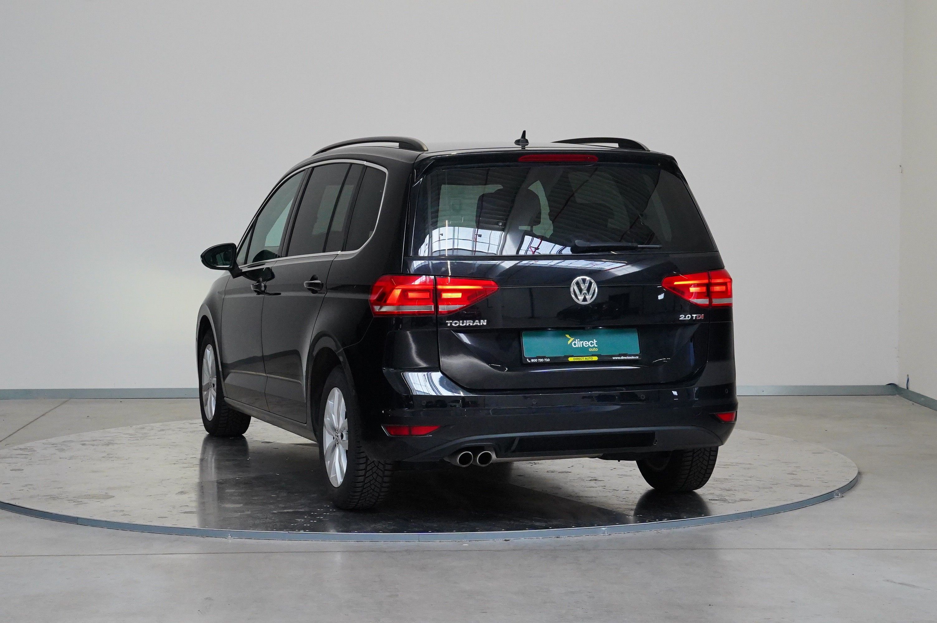 Volkswagen Touran, 2.0 TDI 140 kW Highline - fotka 4