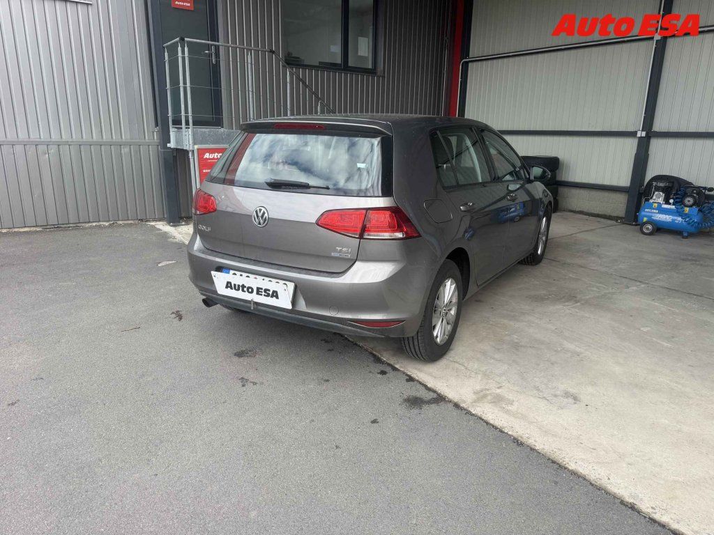 Volkswagen Golf, 1.2TSi VII - fotka 2