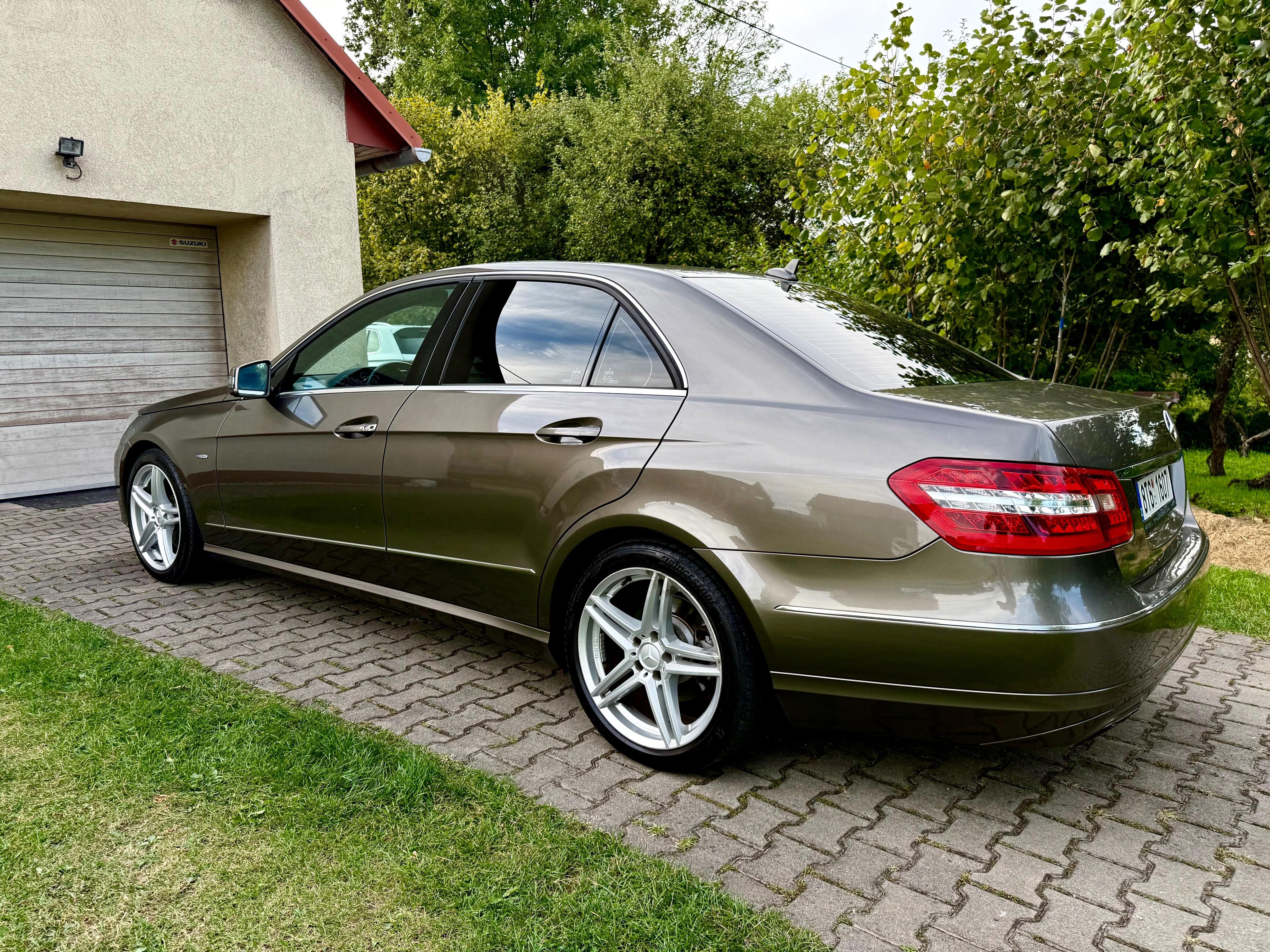 Mercedes-Benz Třídy E, W212 350CDI 195kW 4MATIC - fotka 3