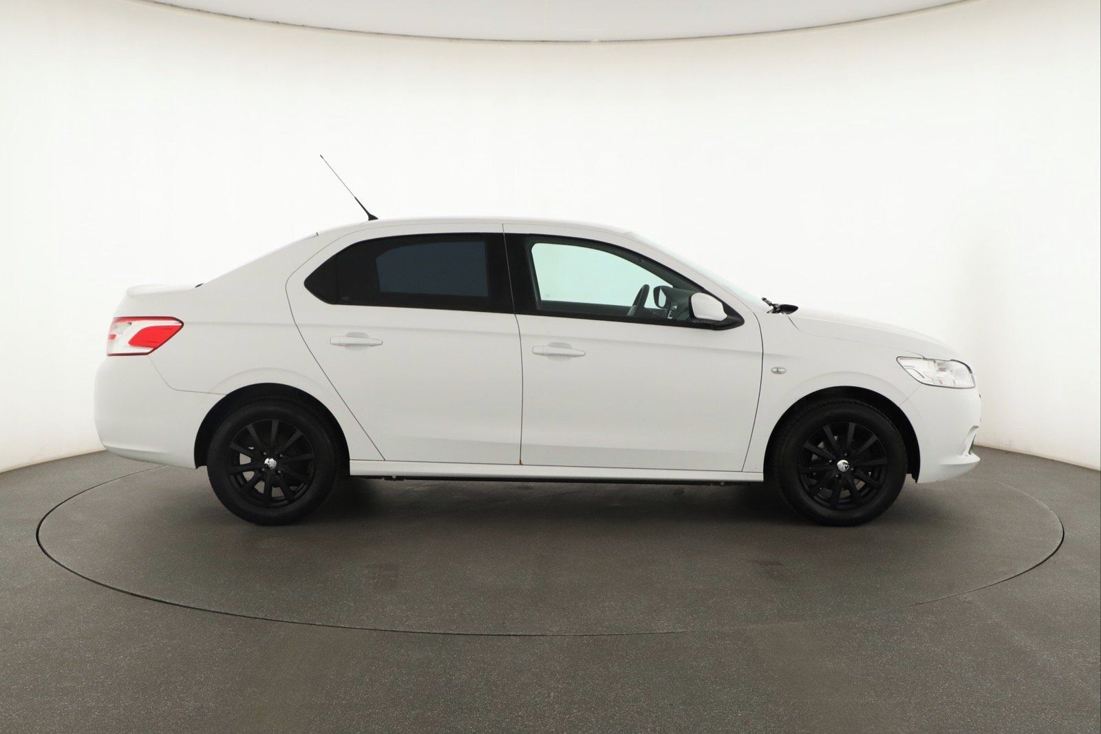 Peugeot 301, 1.6 HDi, ČR,1.maj, Serv.kniha - fotka 6