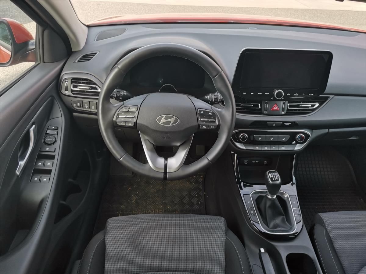 Hyundai i30, 1,0 T-GDI Smart - fotka 6