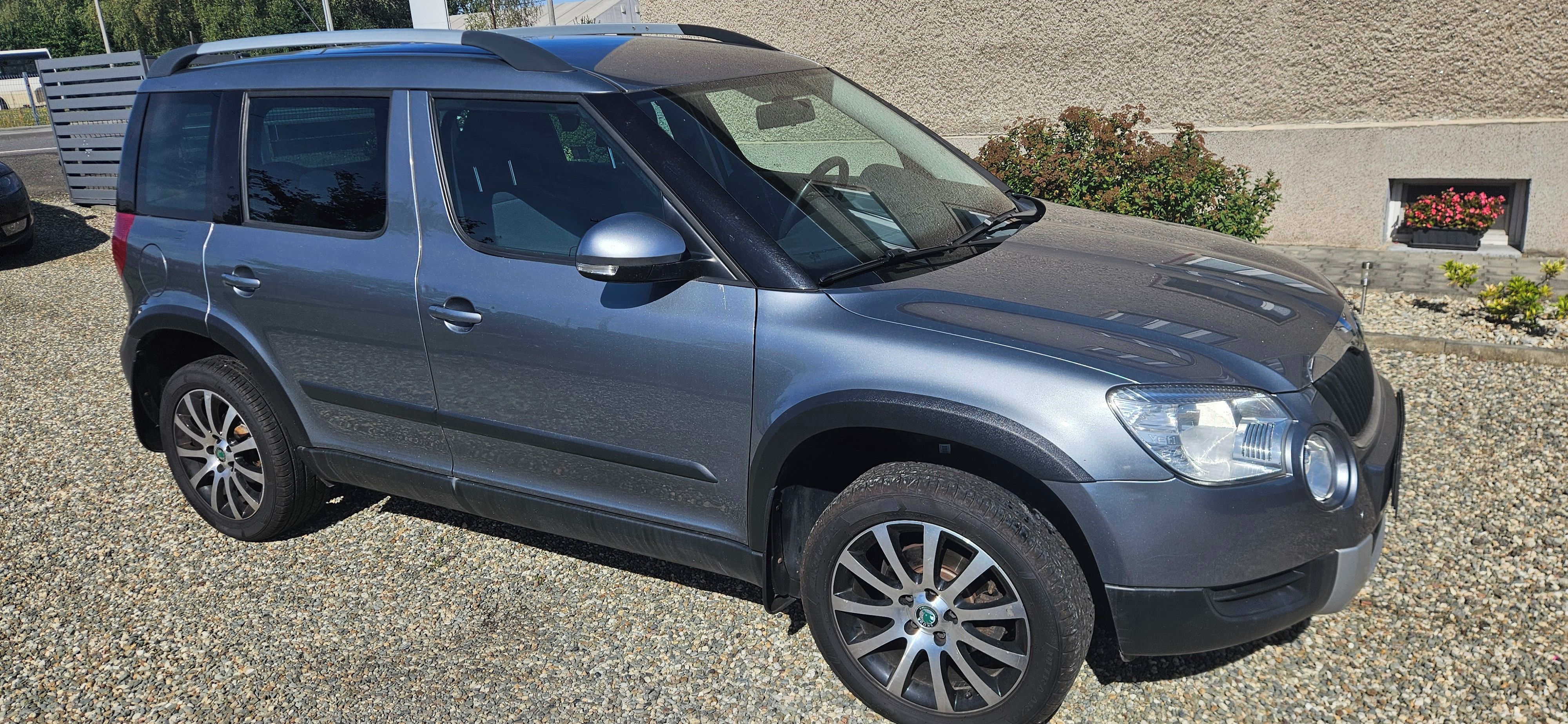 Škoda Yeti, Škoda Yeti 1,4 TSI 1.Majitel - fotka 4