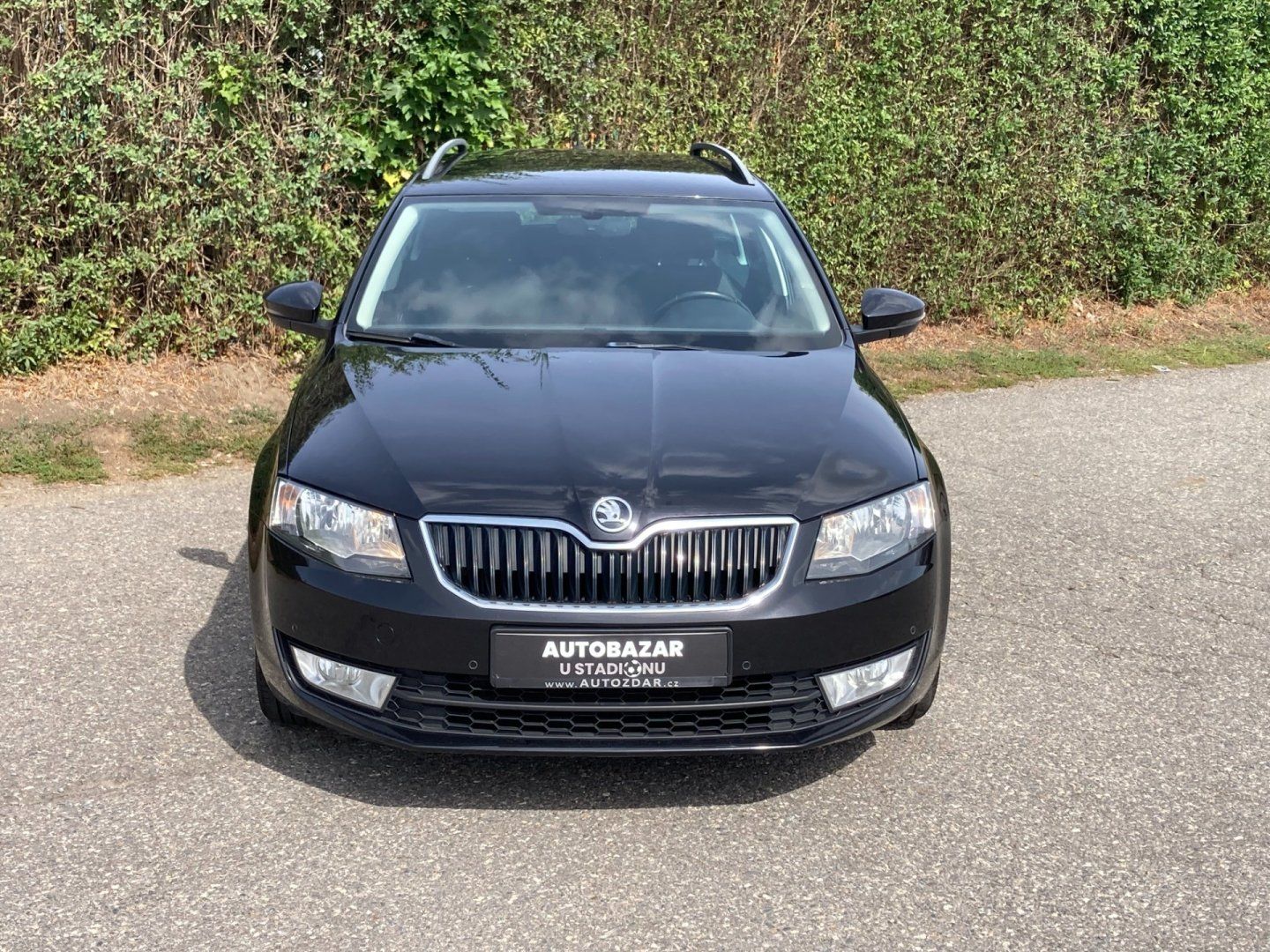 Škoda Octavia, 1,0 TSI Ambition, Navigace - fotka 2