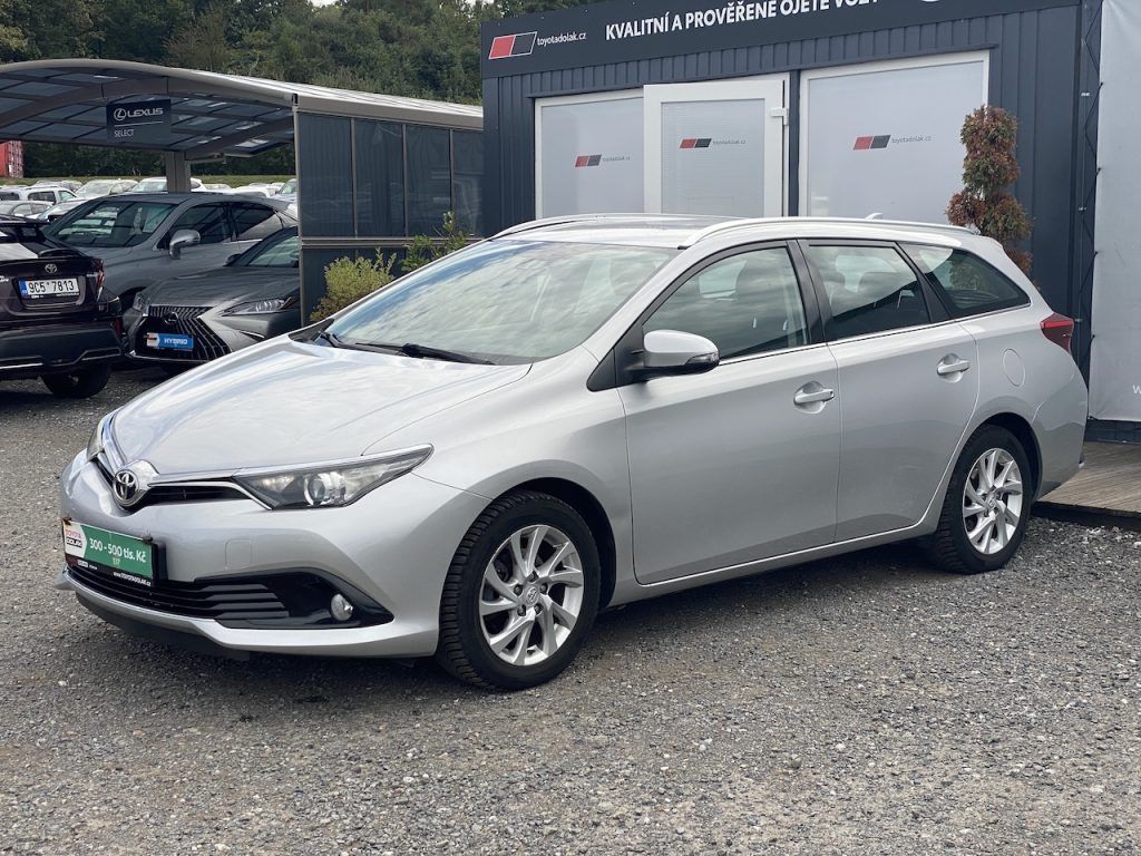 Toyota Auris, 1.6i, ČR, Active, DPH - fotka 4