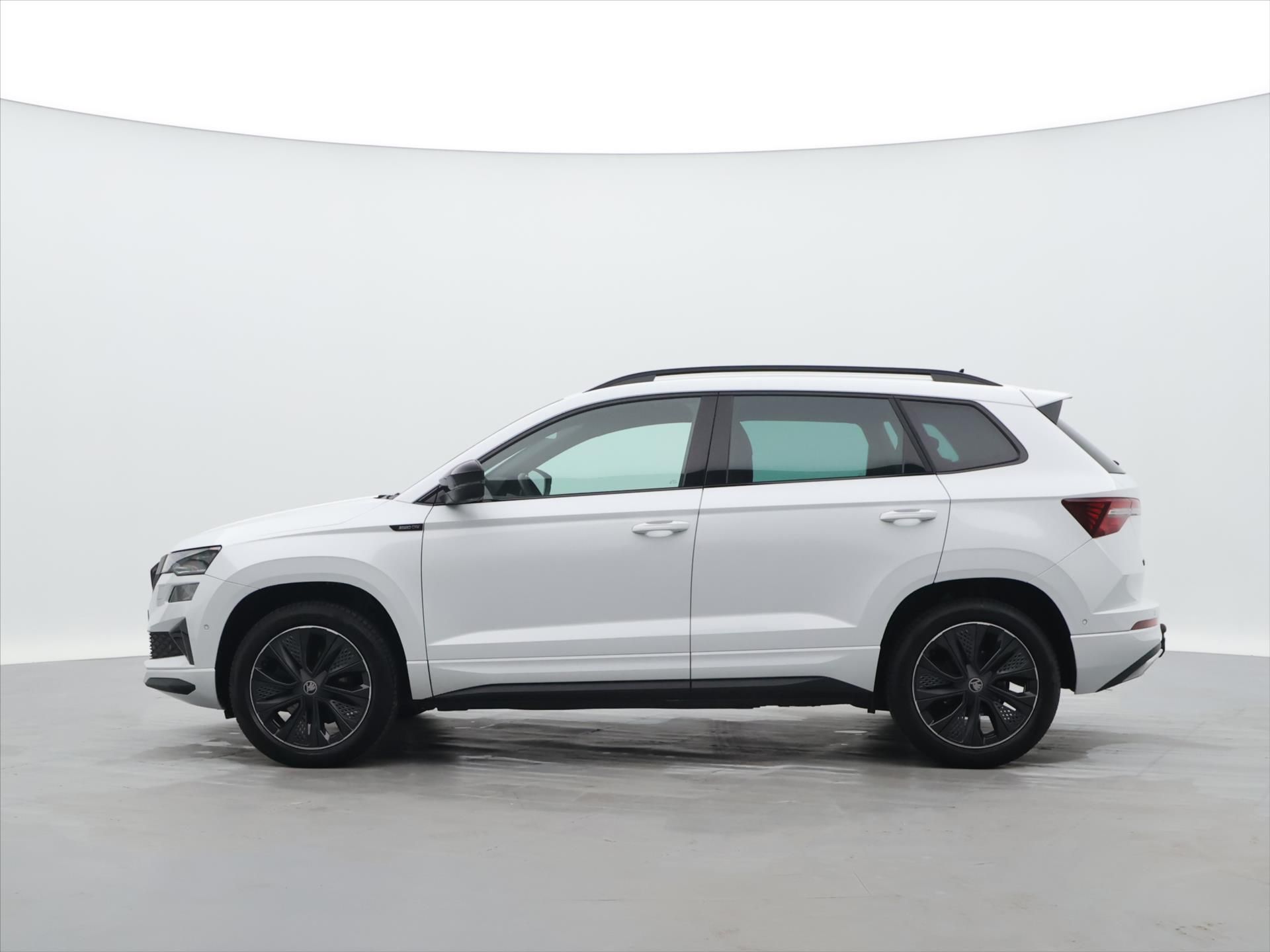 Škoda Karoq, 2,0 TDI Sportline 4x4 DSG 1.ma - fotka 4