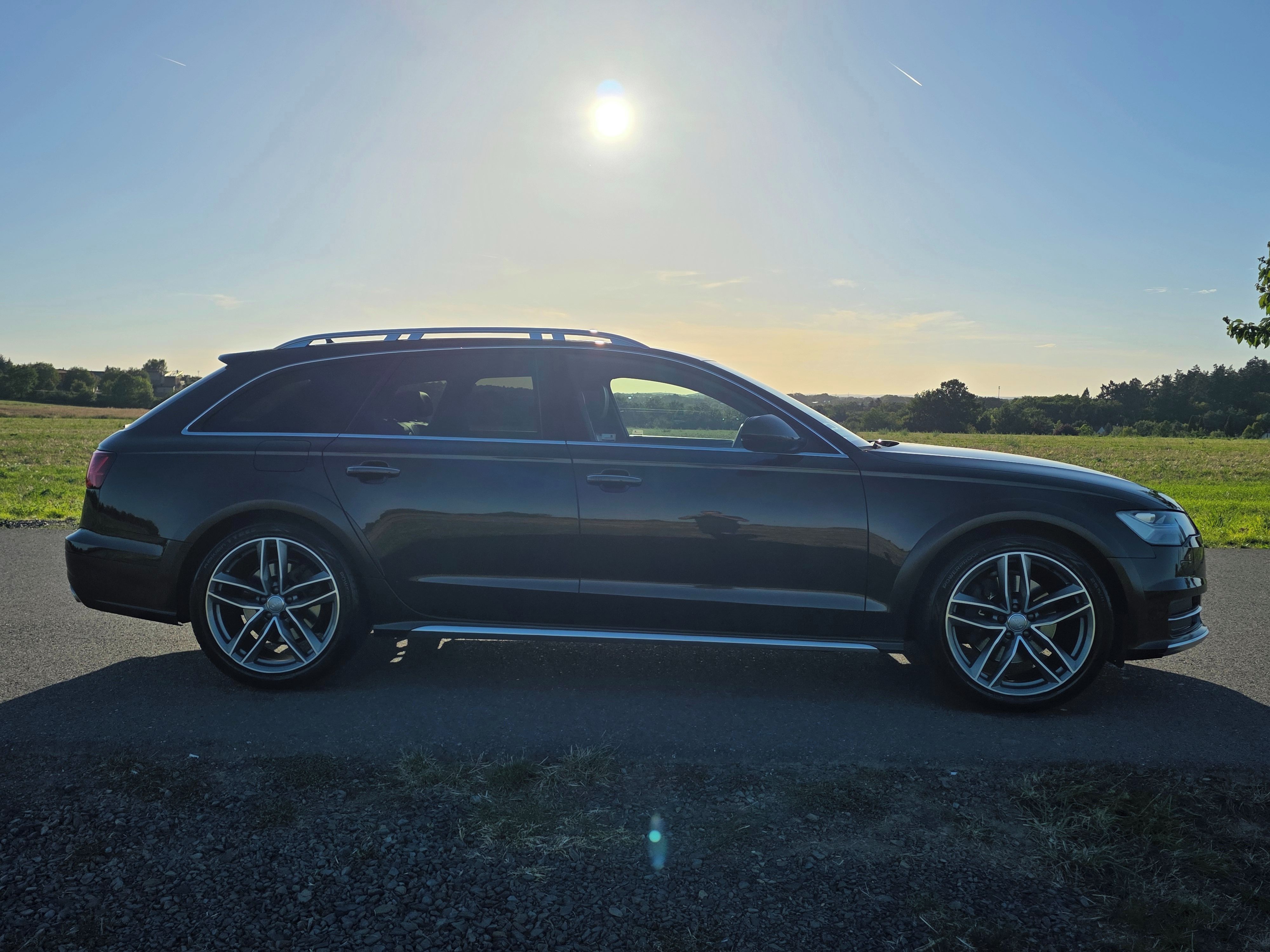 Audi A6 allroad, vzduch, nezávislé, perf. stav - fotka 4