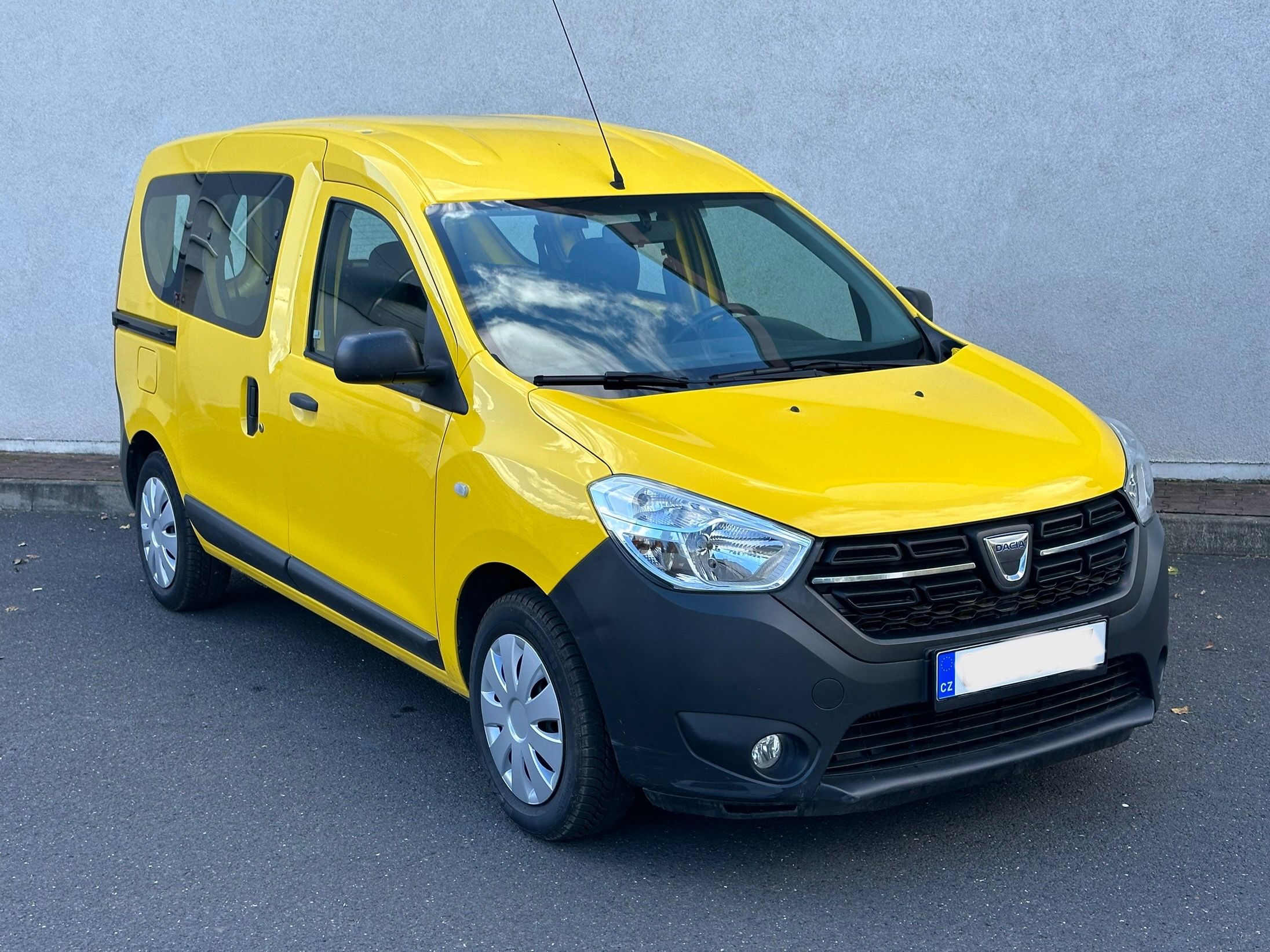 Dacia Dokker, 1,5dci,senzoryklima,DPH,1majČr - fotka 2