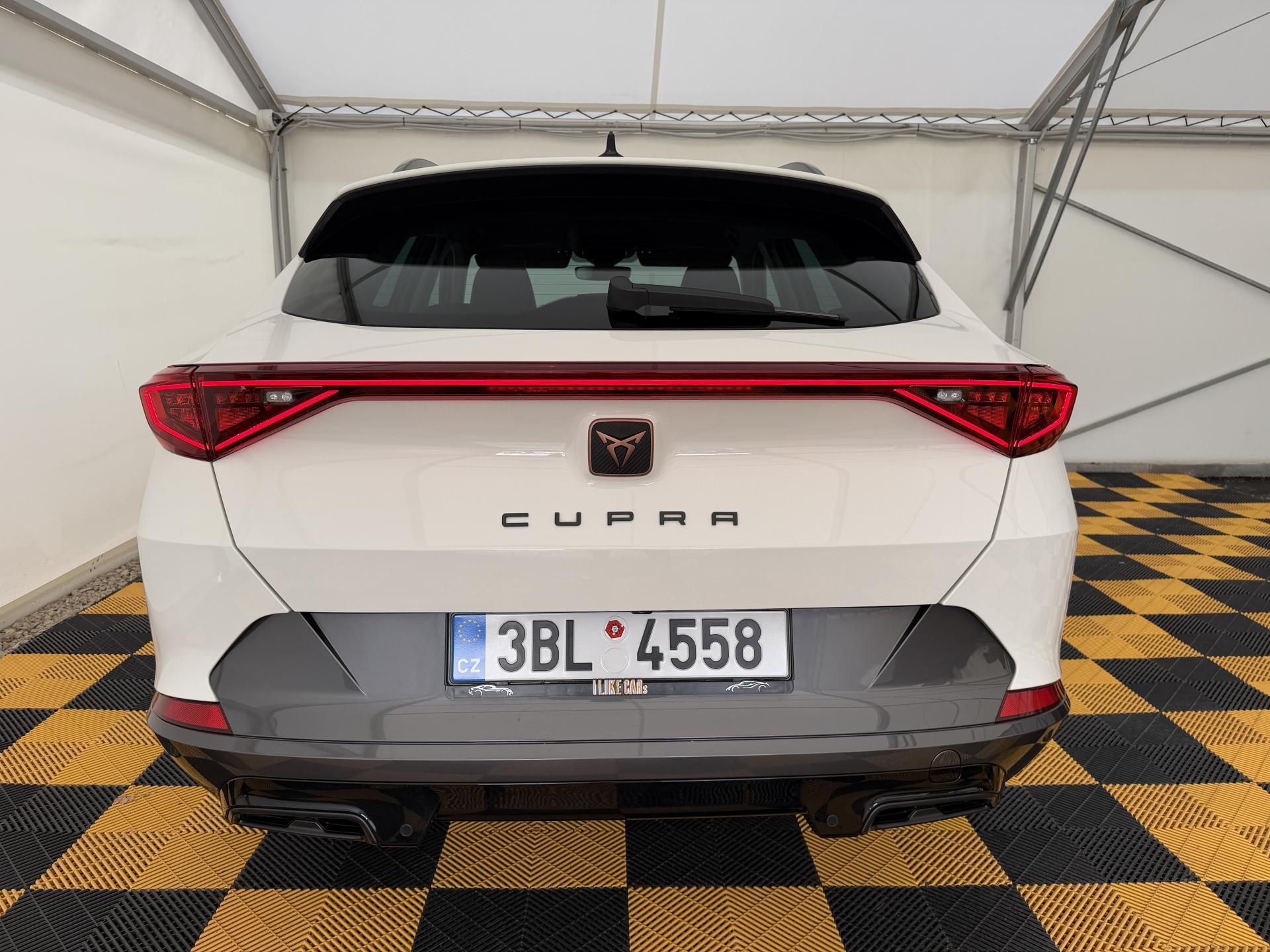 Cupra Formentor, 1.5Tsi*CZ*DPH*1-MAJ*ZARUKA* - fotka 6