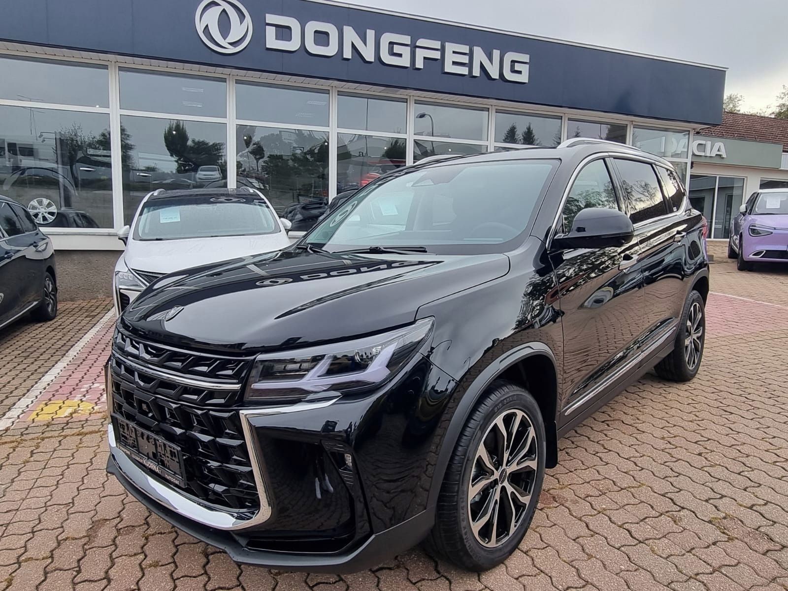 Dongfeng T5, FORTHING T5 Exclusive - fotka 2