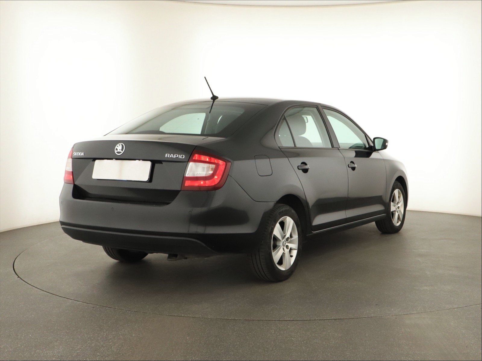 Škoda Rapid, 1.0 TSI, Automat - fotka 5