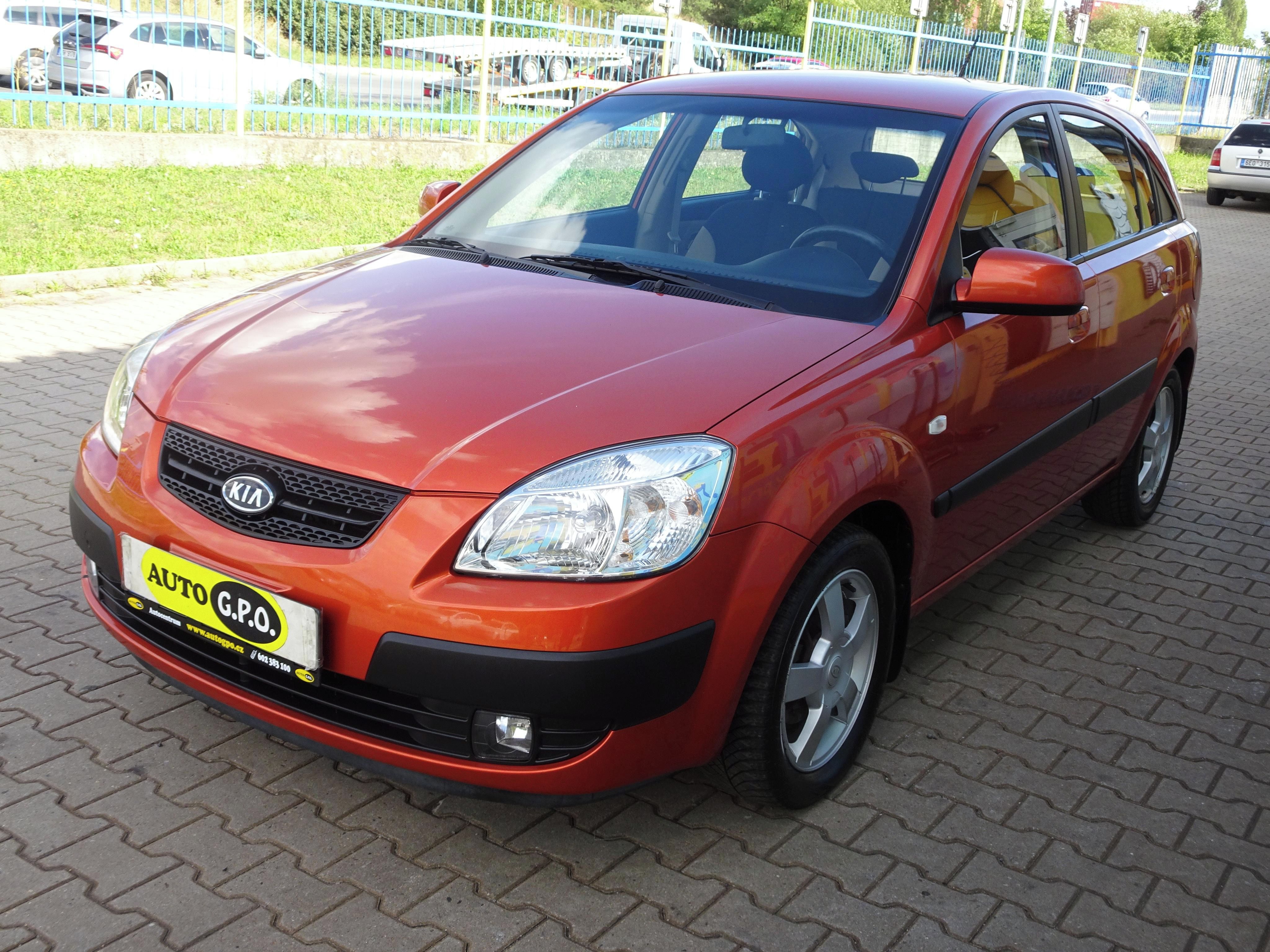 Kia Rio, 1.4i 16V 96.tis.km - fotka 4