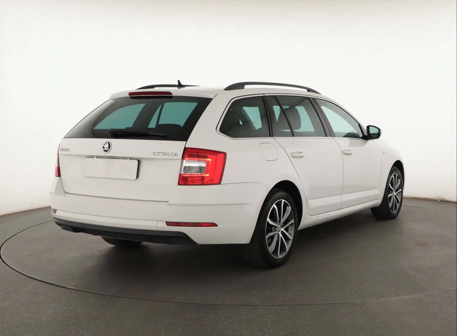 Škoda Octavia, 2.0 TDI, Ambition, Automat - fotka 5