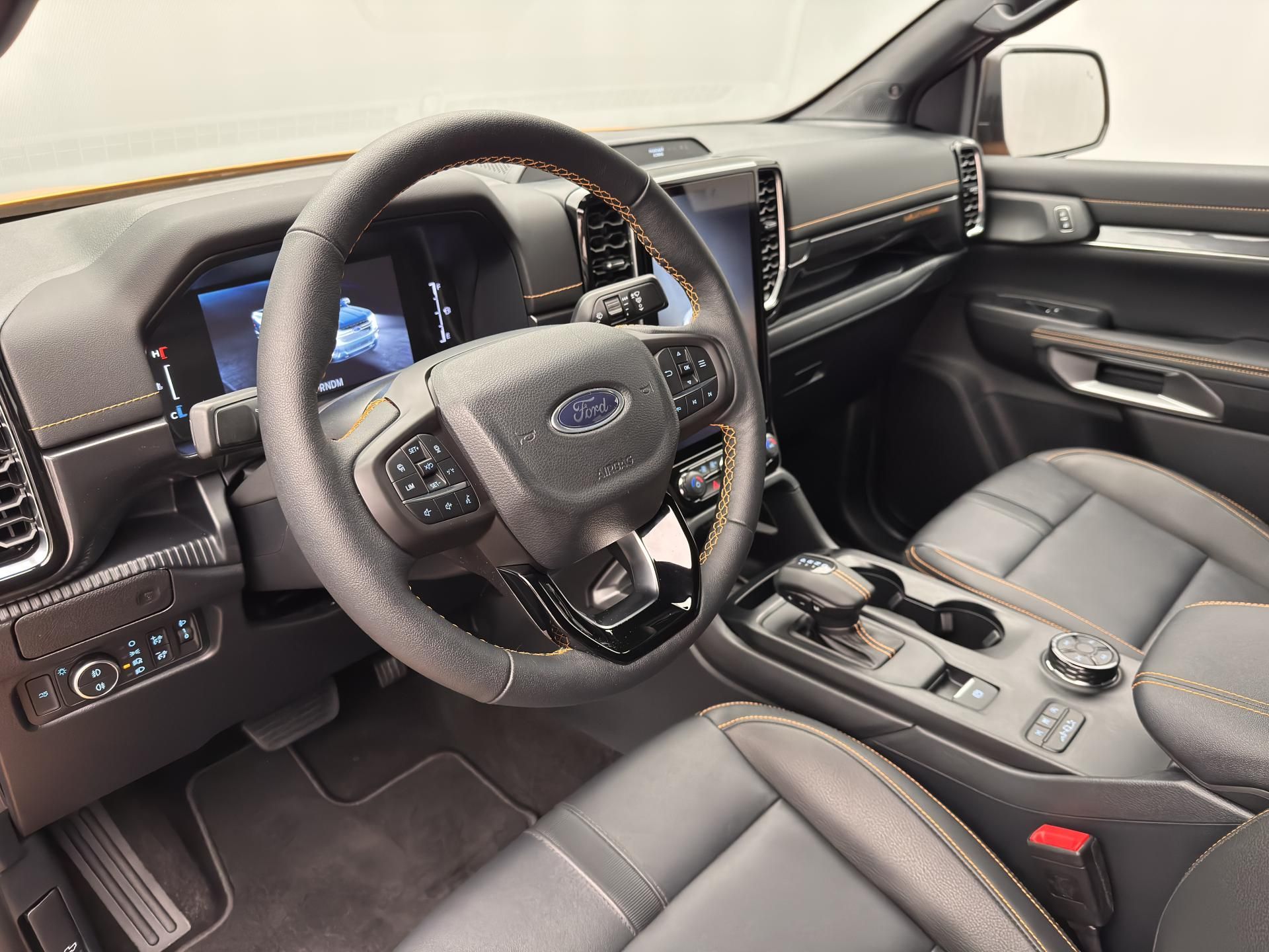 Ford Ranger, 3,0 V6 WILDTRAK CZ 1.maj - fotka 4